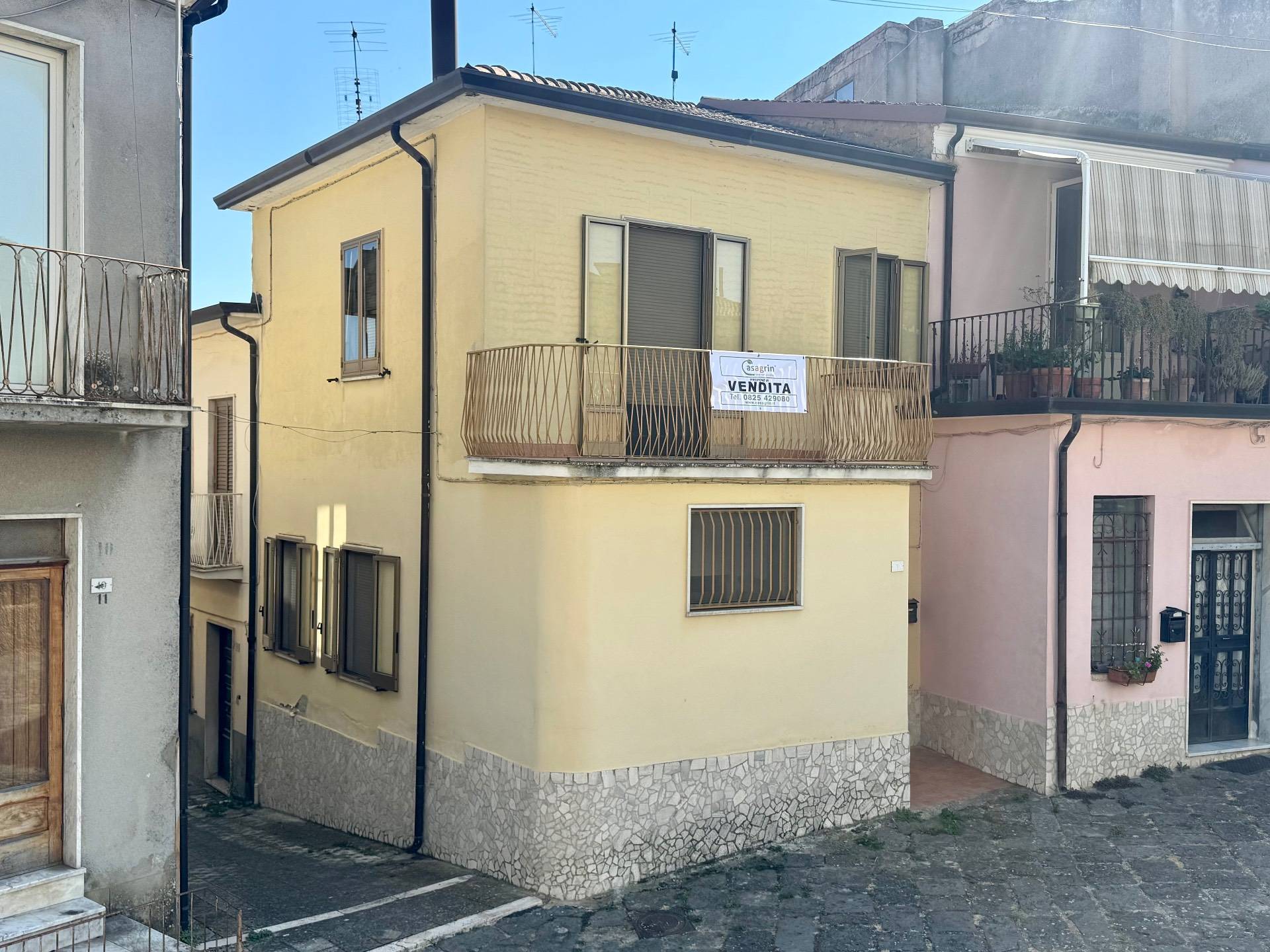 Casa Semindipendente in vendita a Bonito