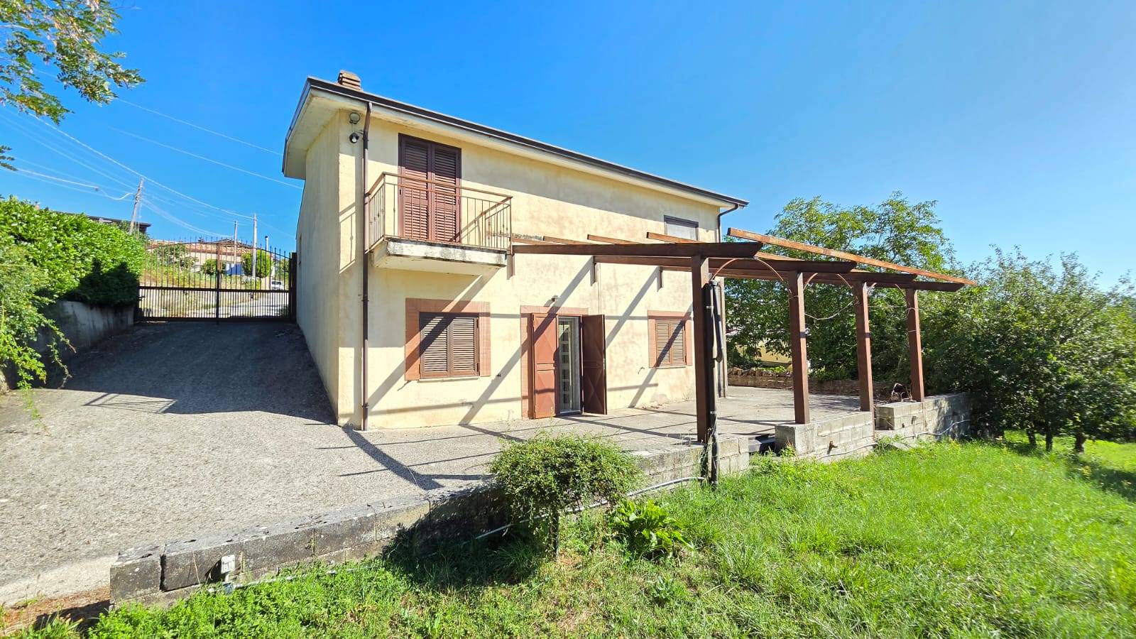 Villa bifamiliare in vendita a Montemarano