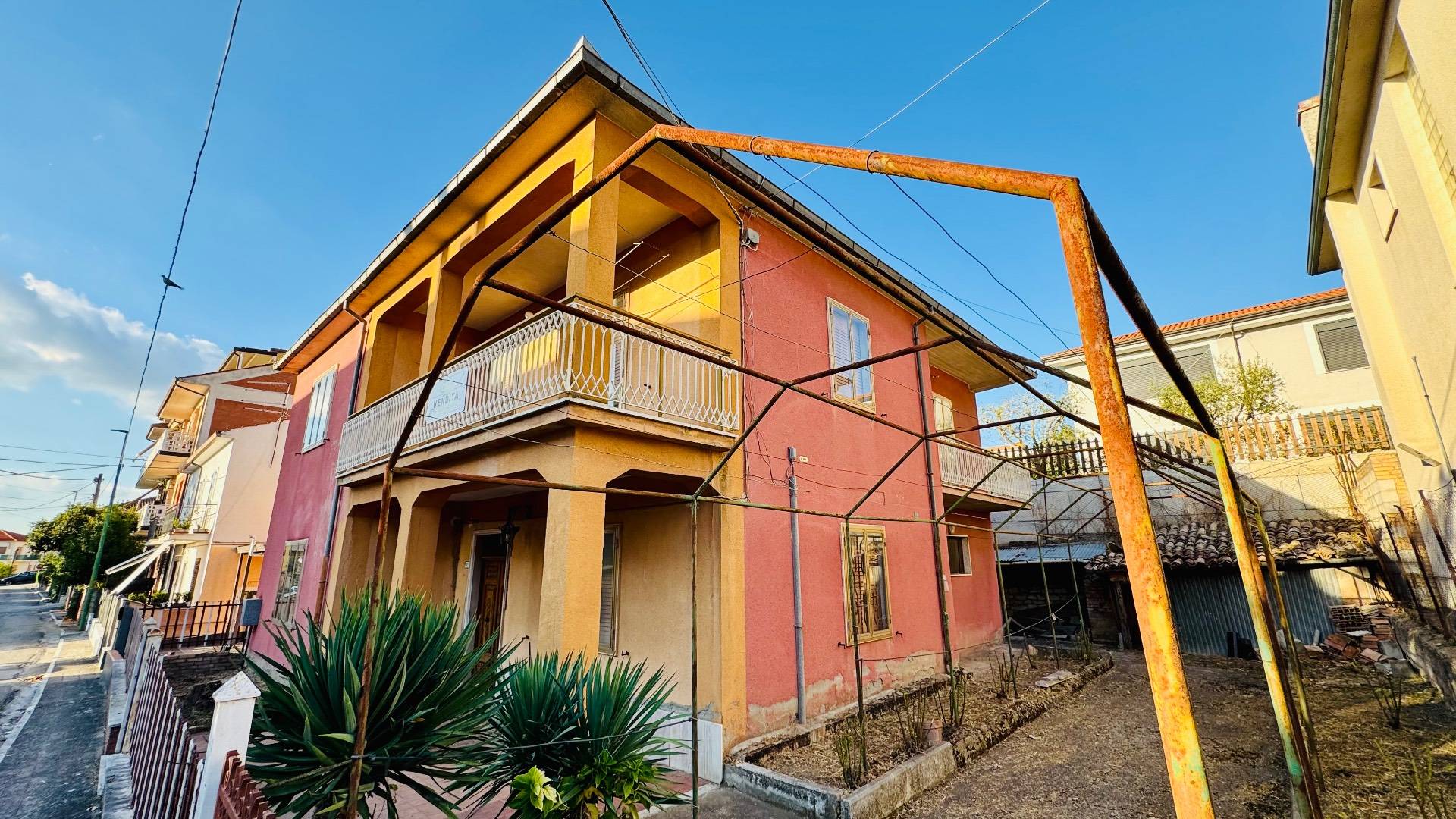Casa Indipendente in vendita a Fontanarosa