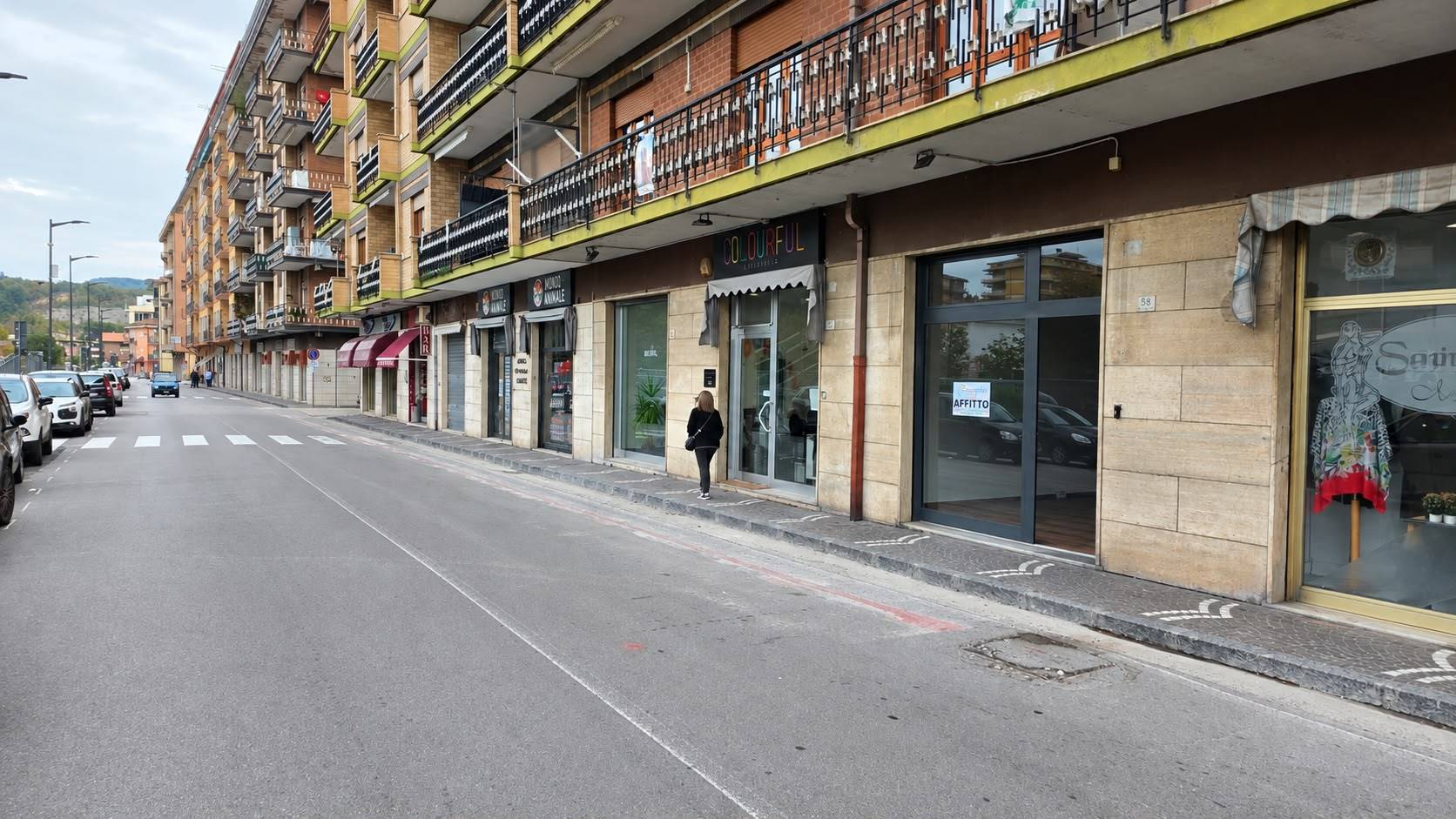 Locale commerciale in affitto a Atripalda