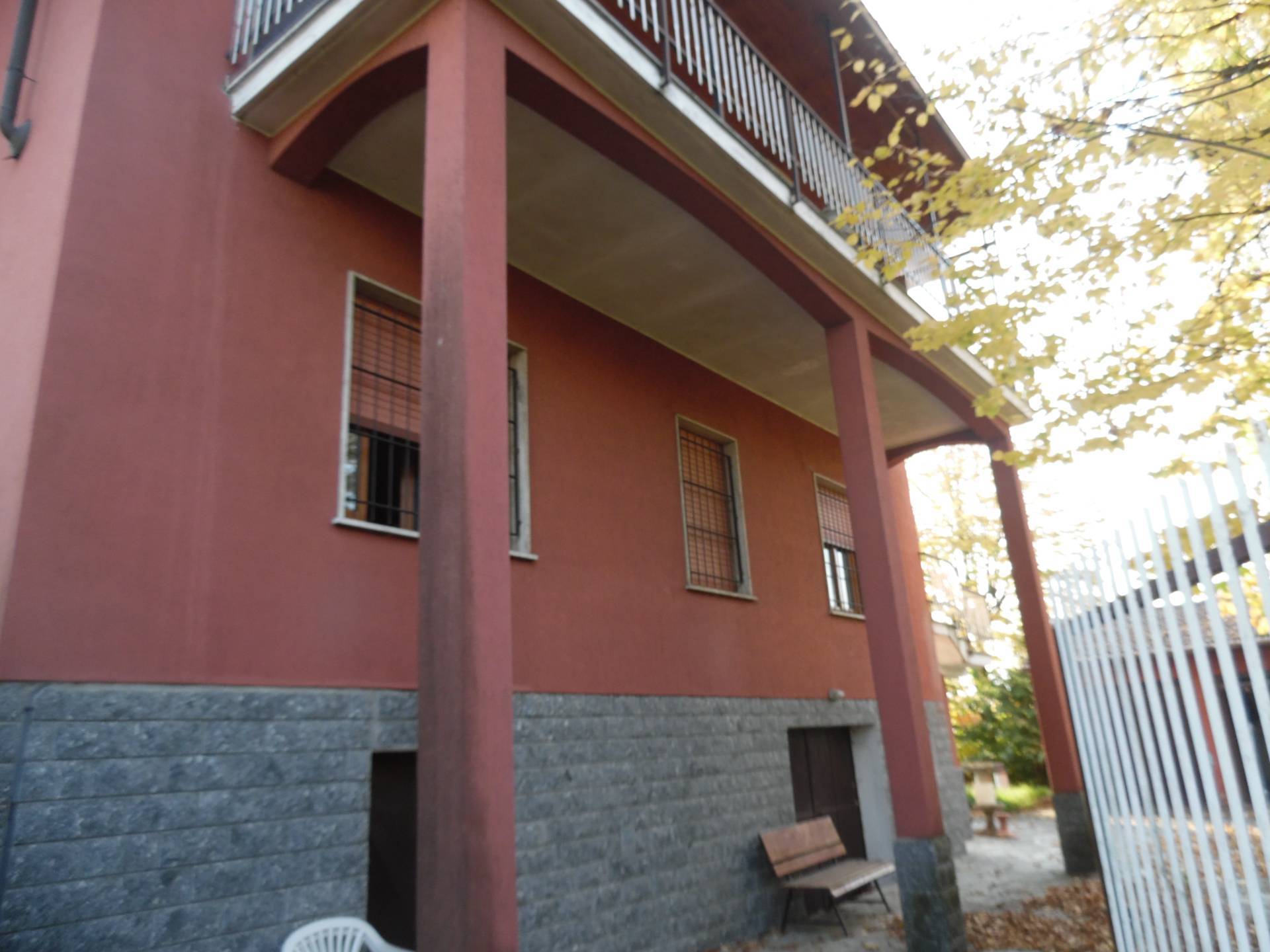 Villa in vendita a Montebello della Battaglia