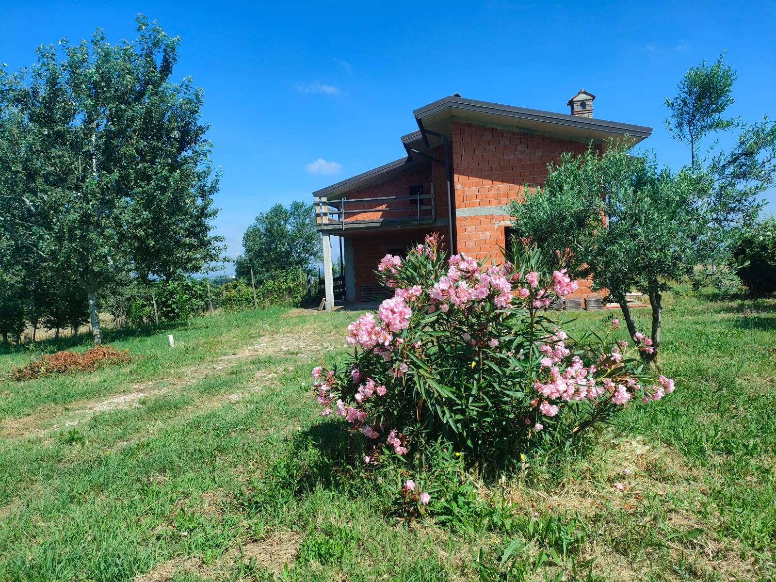 Villa con terrazzo a Torrazza Coste