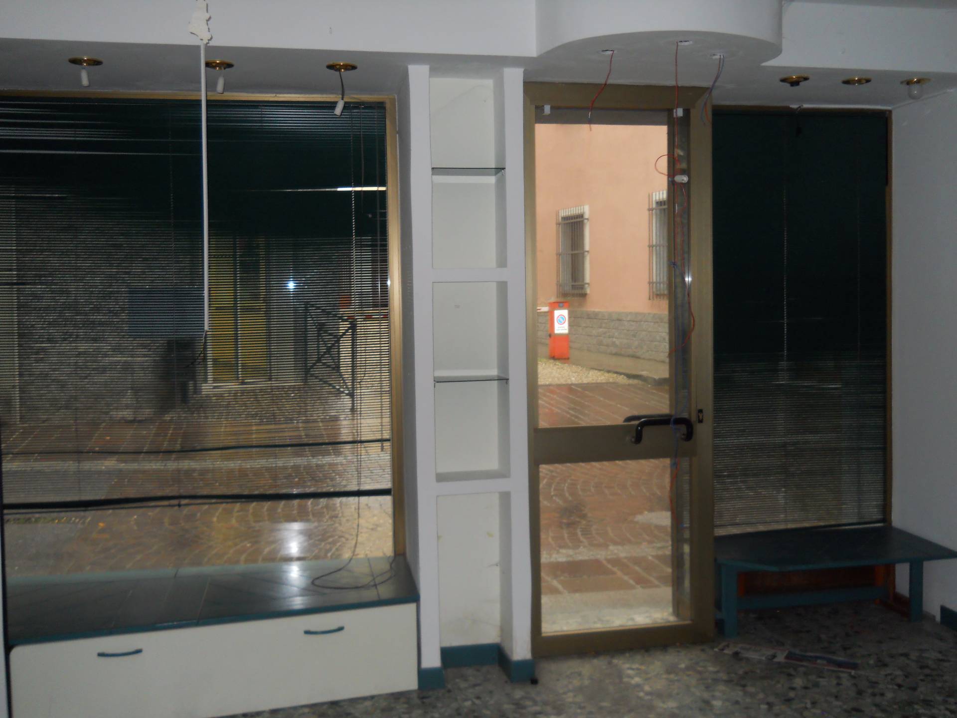 Locale commerciale in vendita a Arquata Scrivia