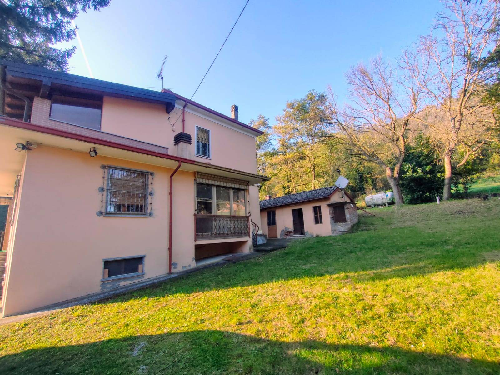 Villa in vendita a Godiasco, Salice Terme