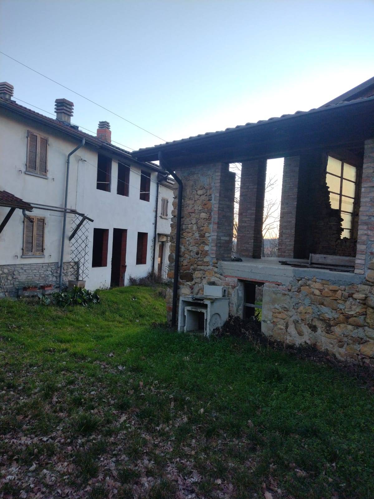 Rustico in vendita a Godiasco