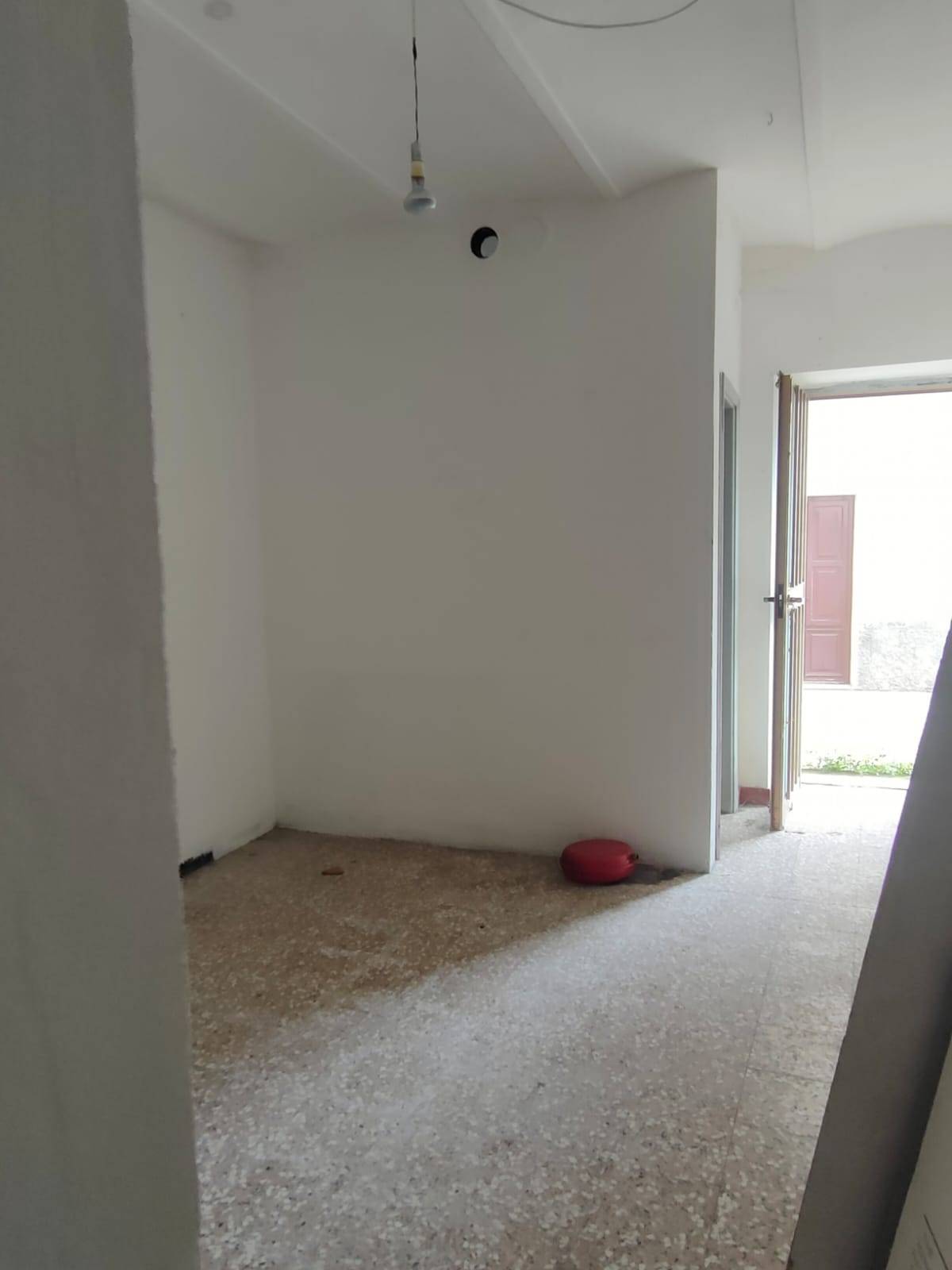 Locale commerciale in vendita a Arquata Scrivia