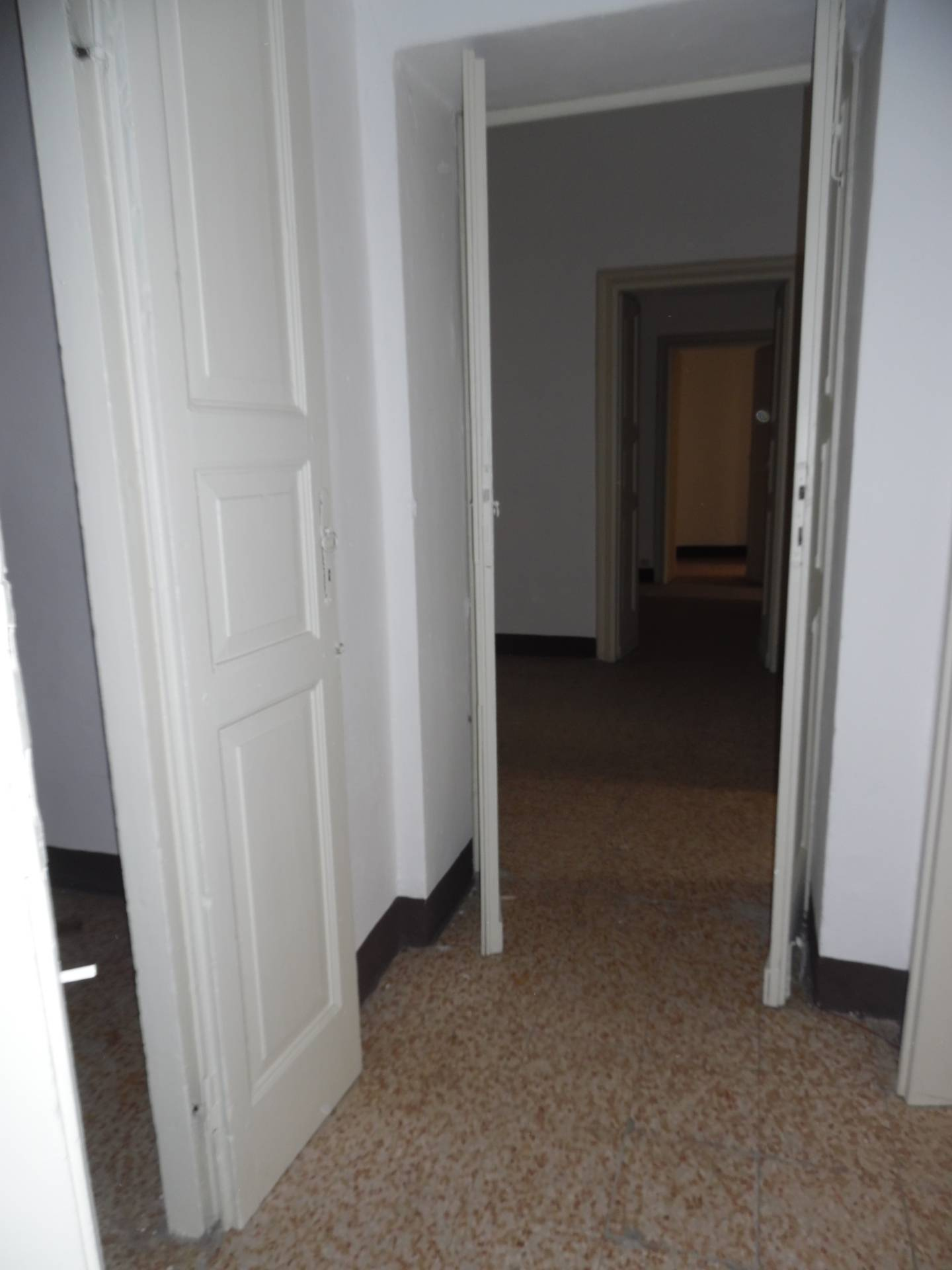 Appartamento in vendita a Voghera