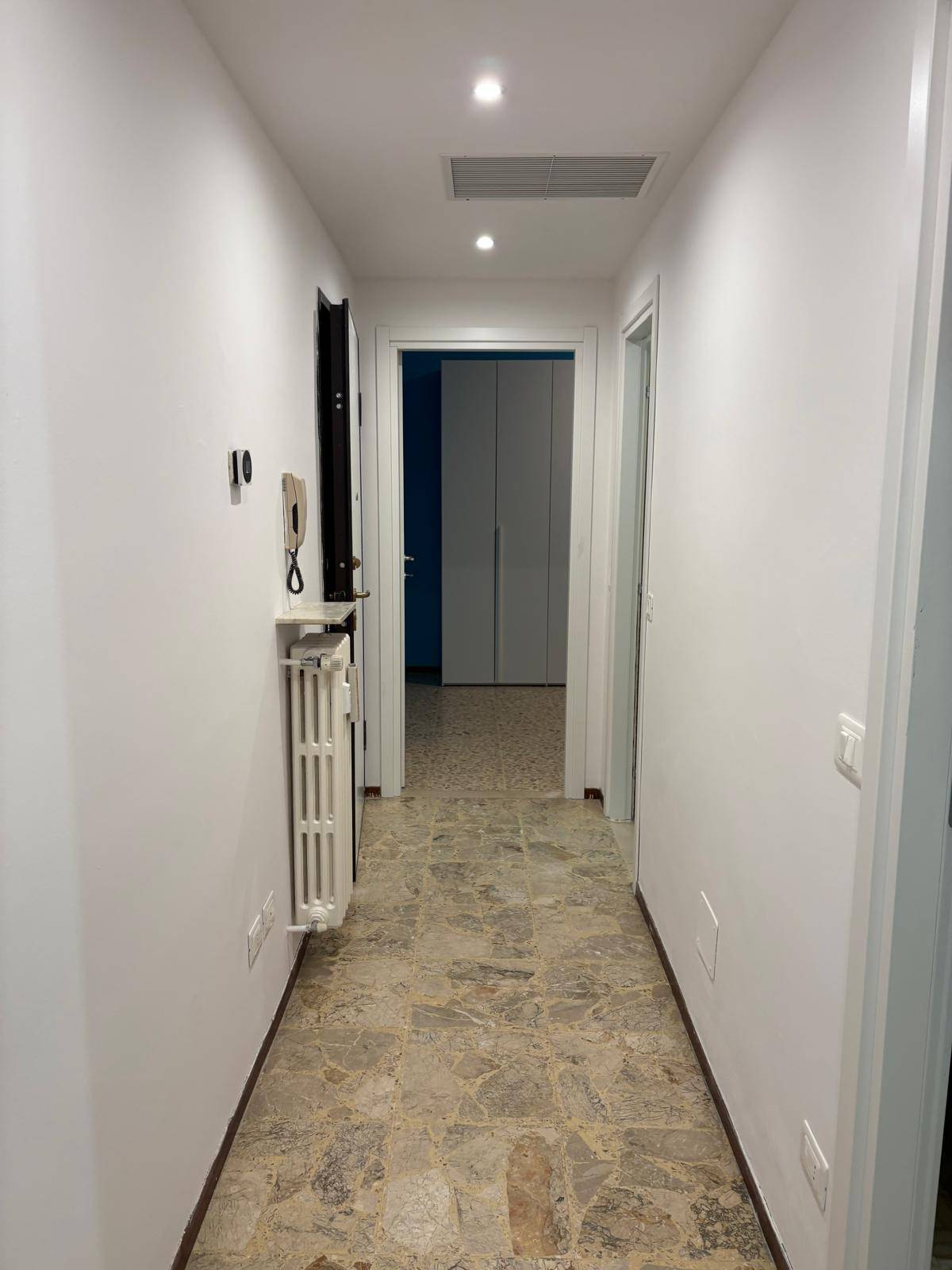 Appartamento in affitto a Voghera