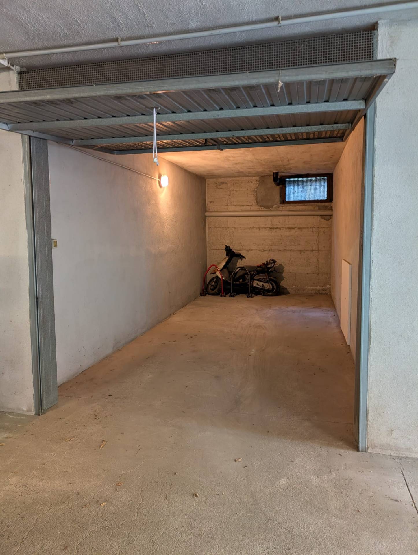 box in vendita a Voghera