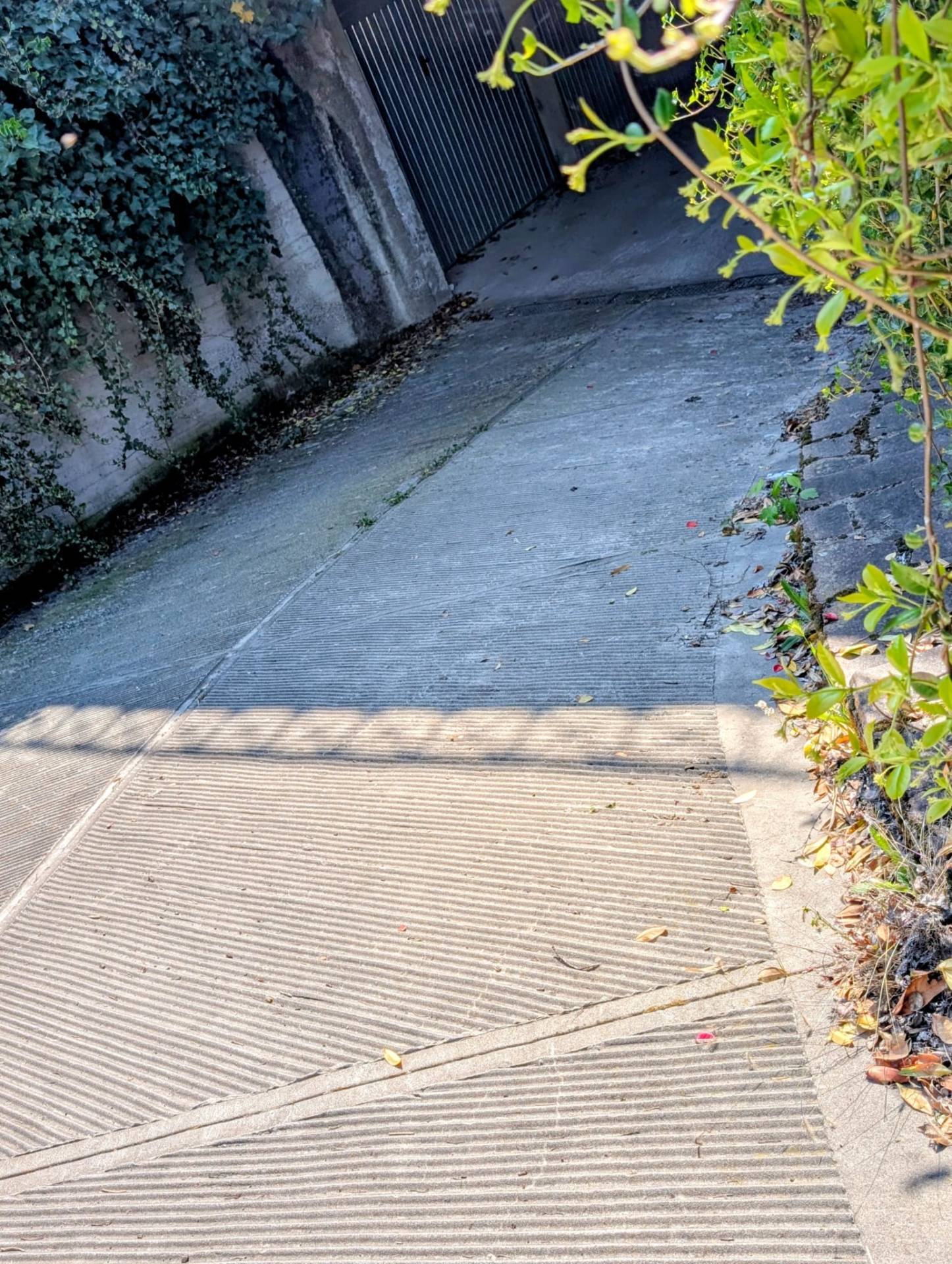 box in vendita a Voghera