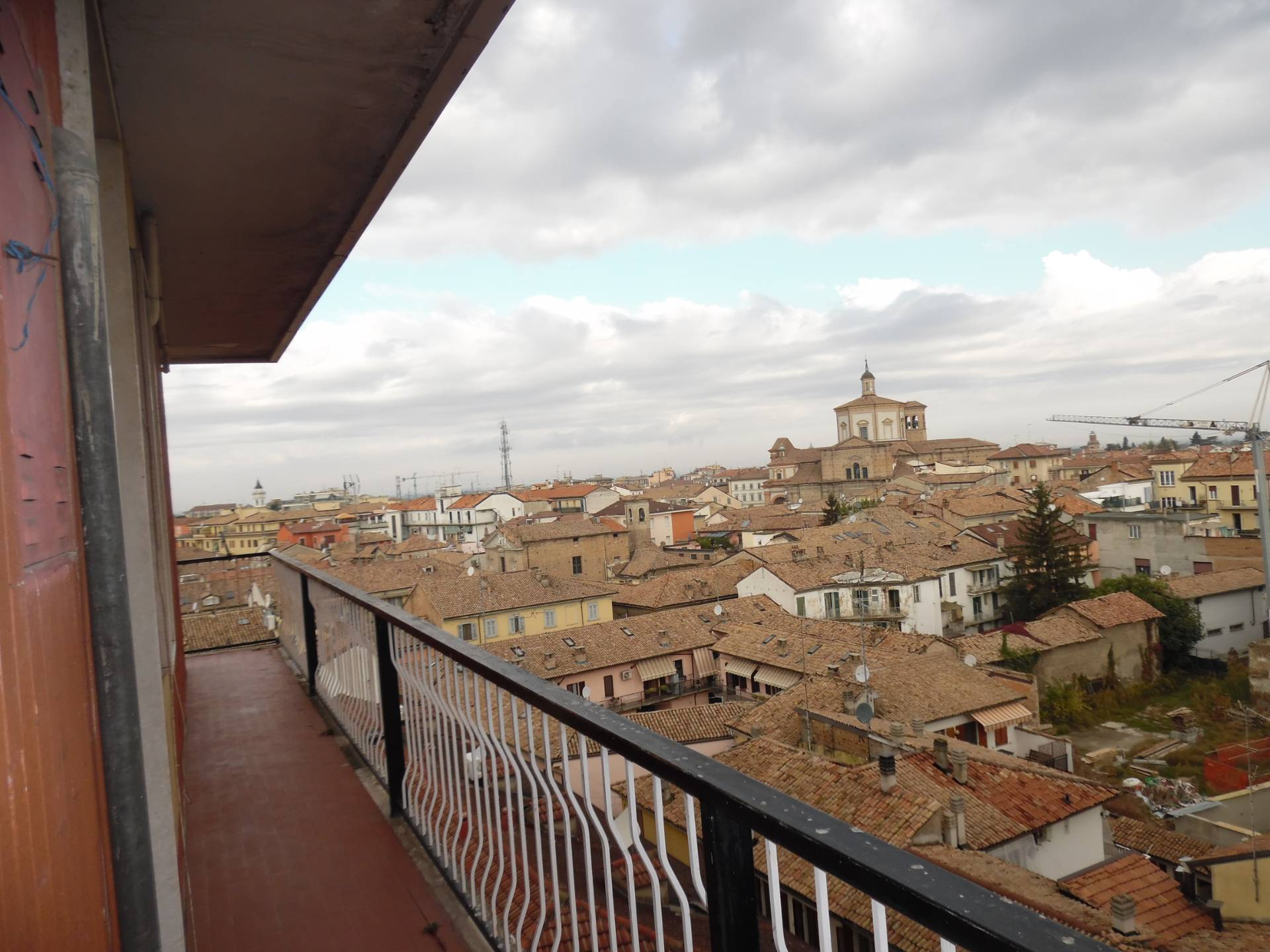 Appartamento in vendita a Voghera
