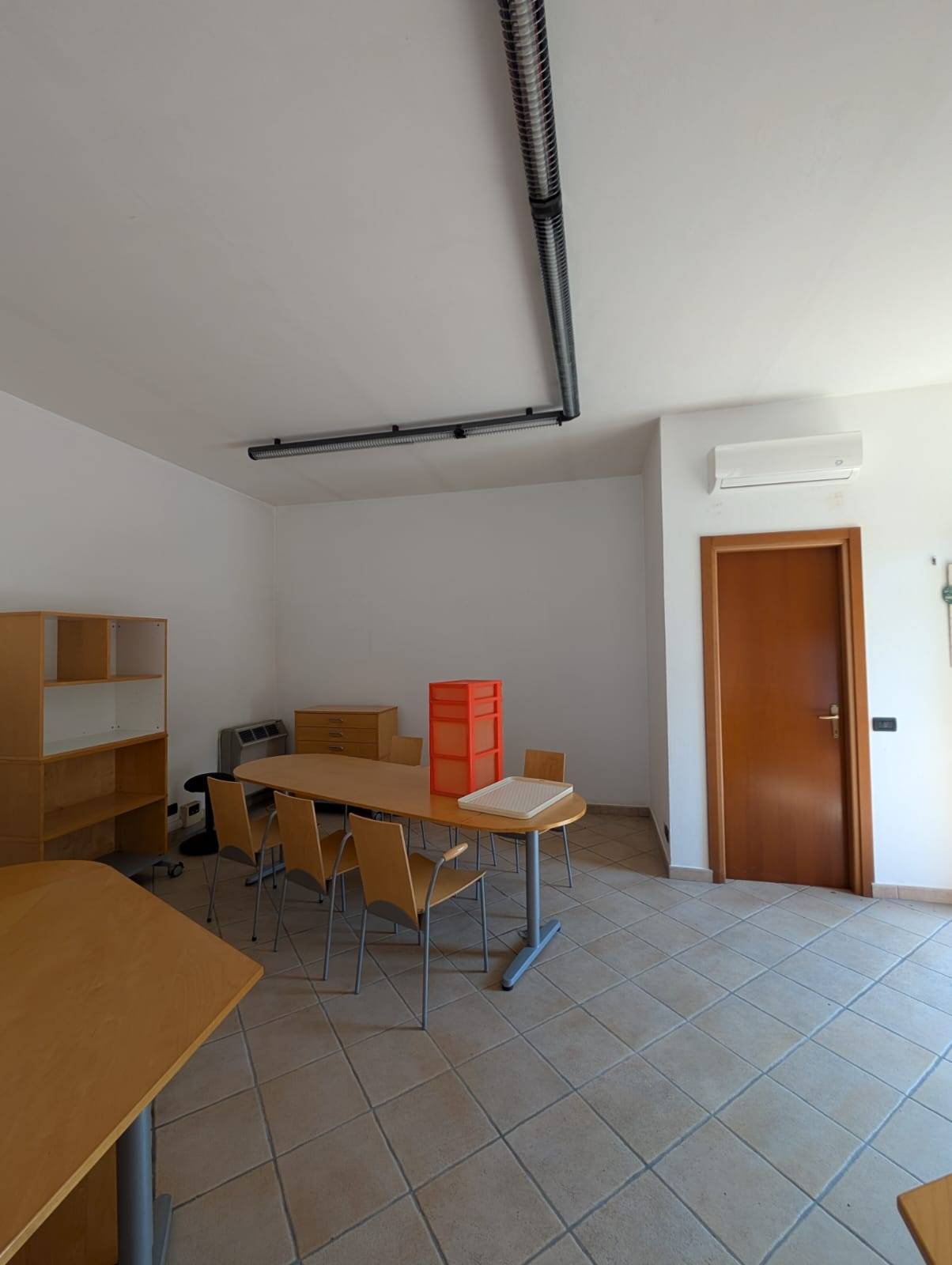 Studio/Ufficio in affitto a Montebello della Battaglia