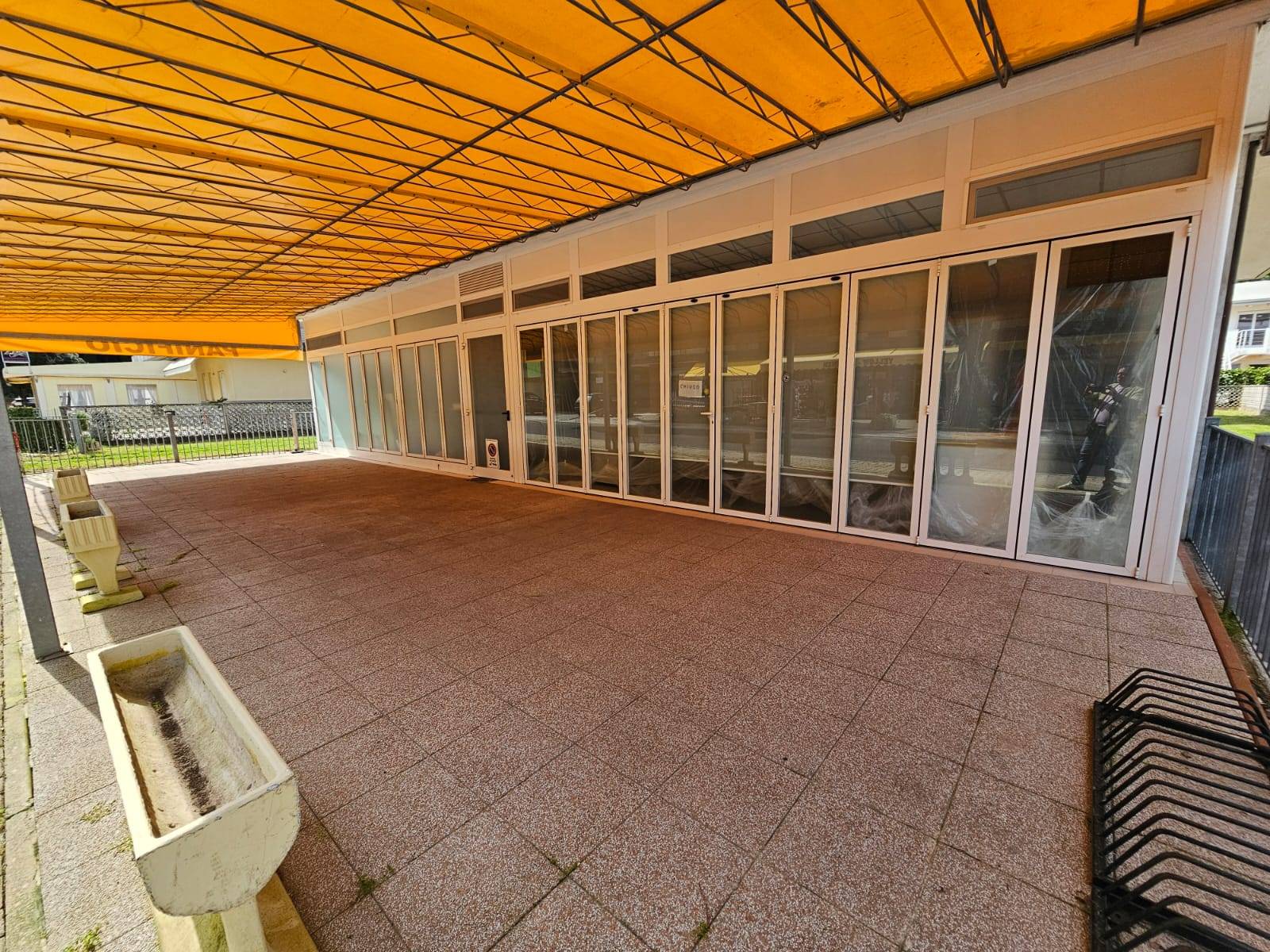 Locale commerciale in vendita a Eraclea, Eraclea Mare