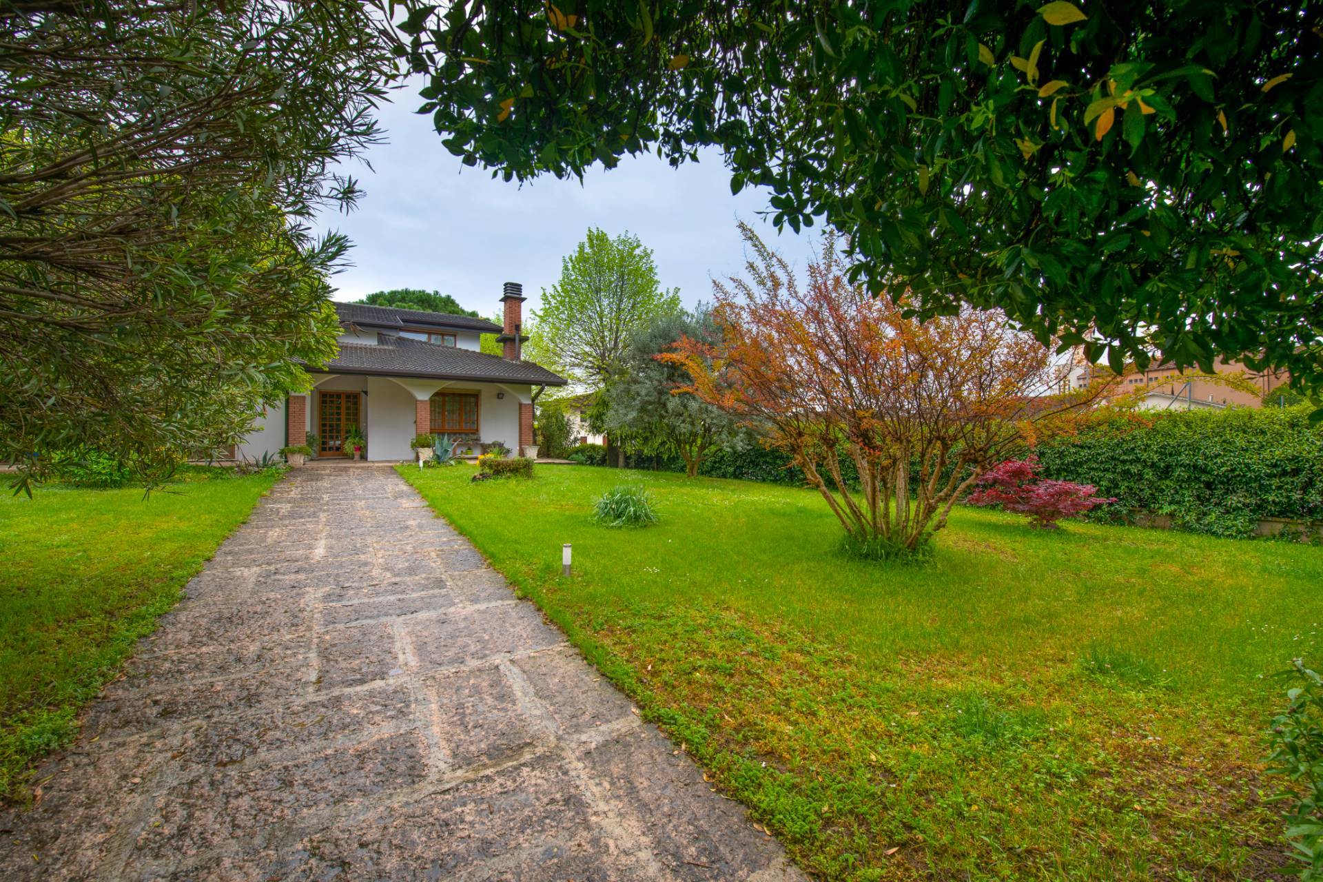 Porzione di villa in vendita a Castel d'Azzano, Azzano