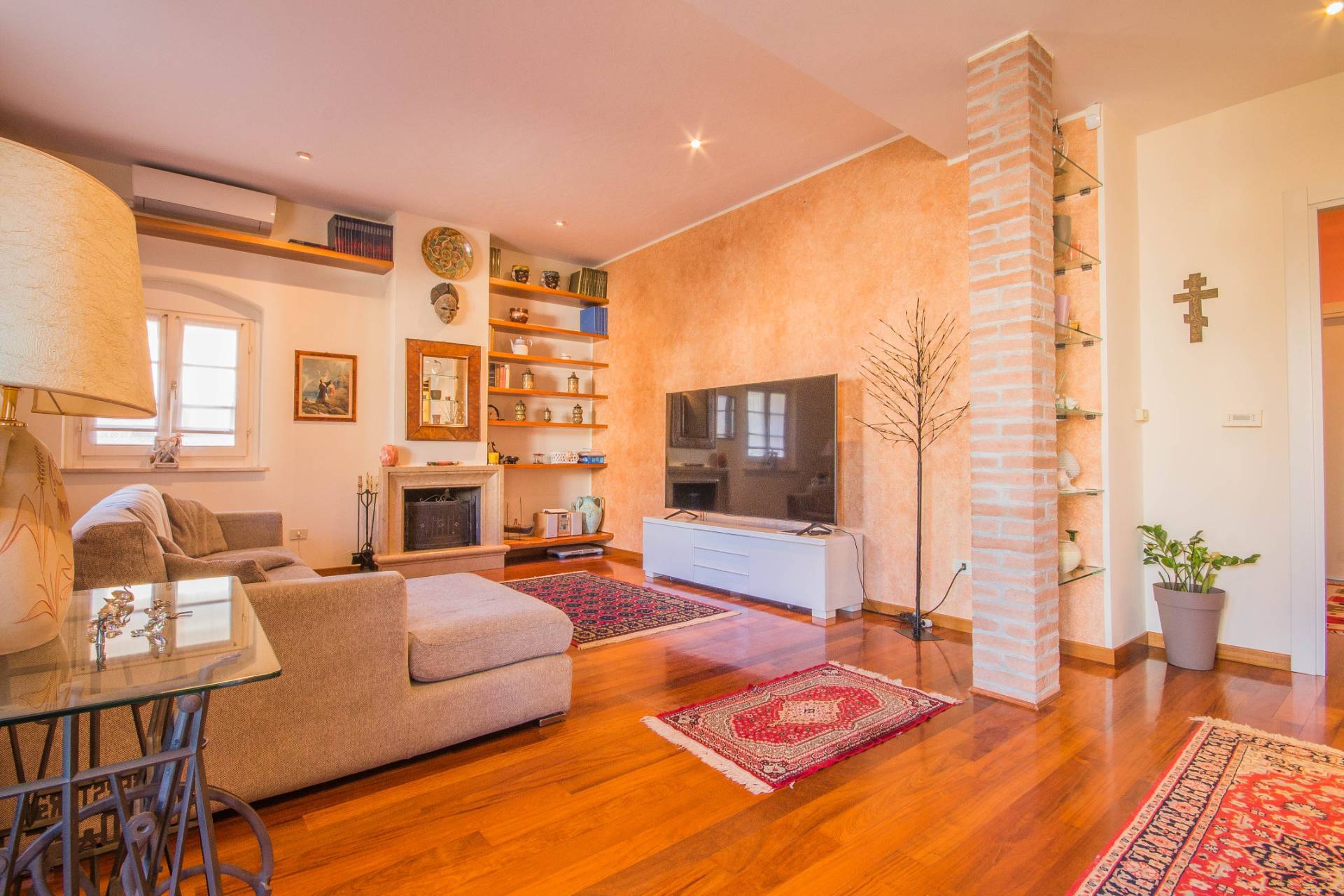 Porzione di villa in vendita a Povegliano Veronese, Centro