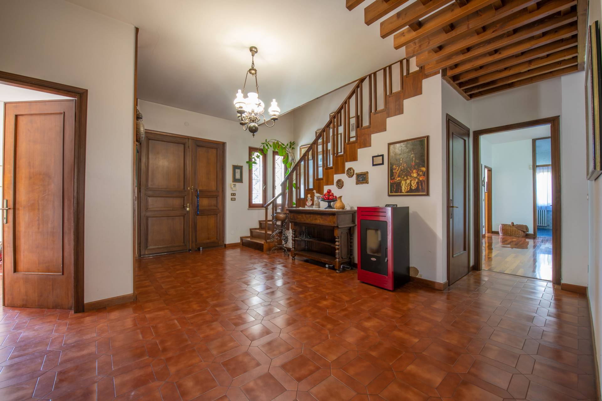 Villa Singola in vendita a Castel d'Azzano, Beccacivetta