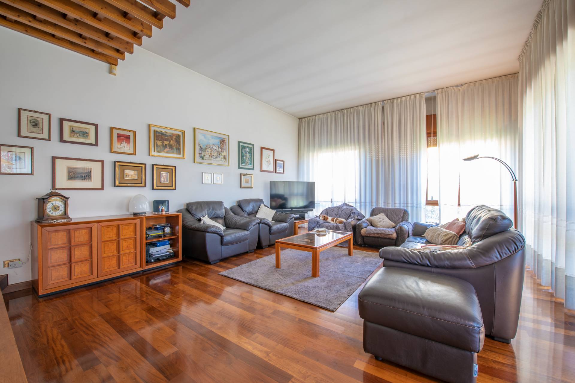 Villa Singola in vendita a Castel d'Azzano, Beccacivetta