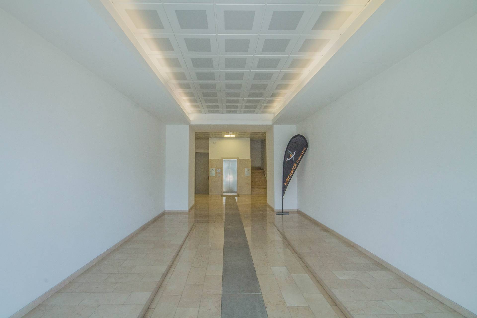 Ufficio/studio in vendita a Castel d'Azzano, Beccacivetta