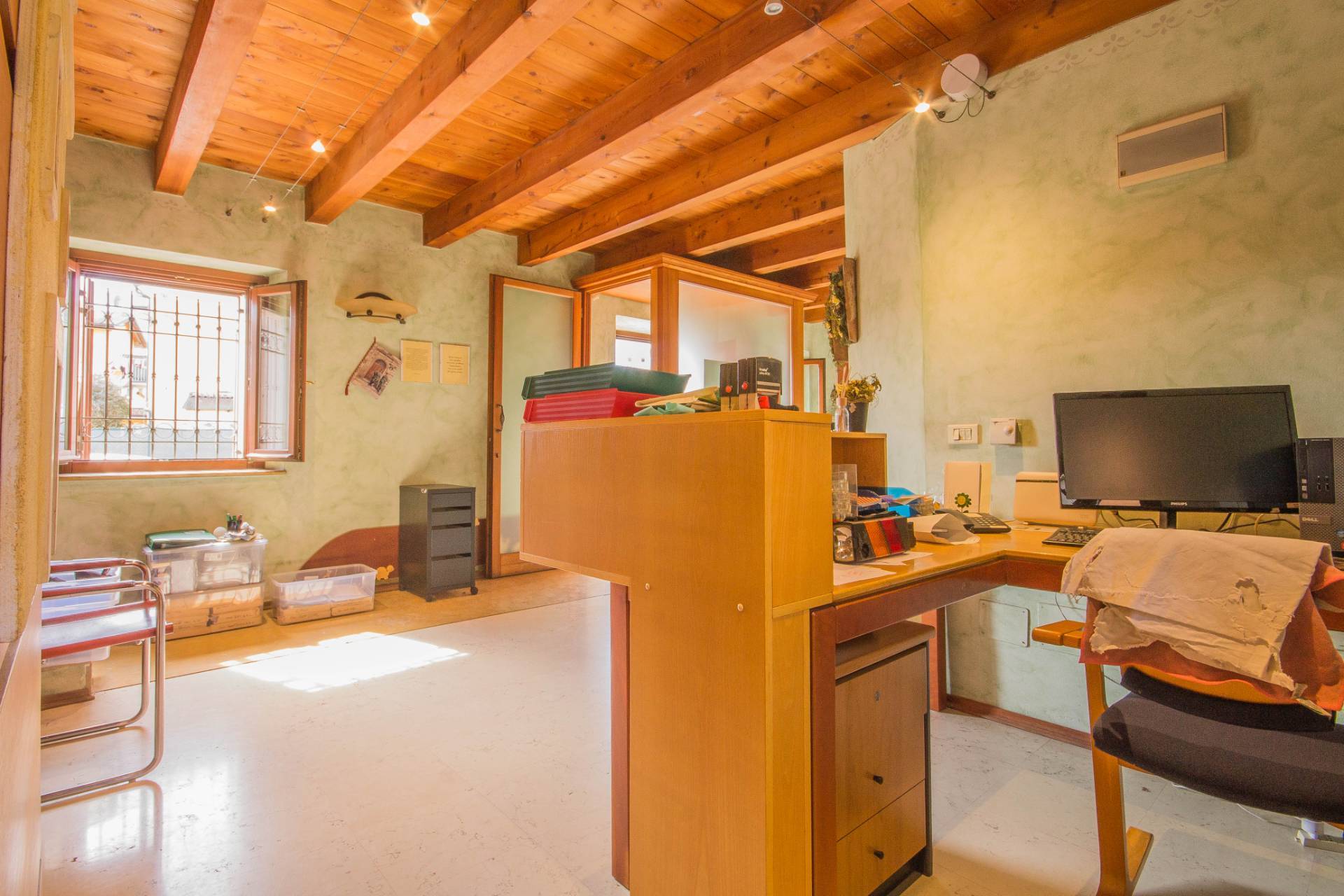 Ufficio/studio in affitto a Povegliano Veronese, Centro