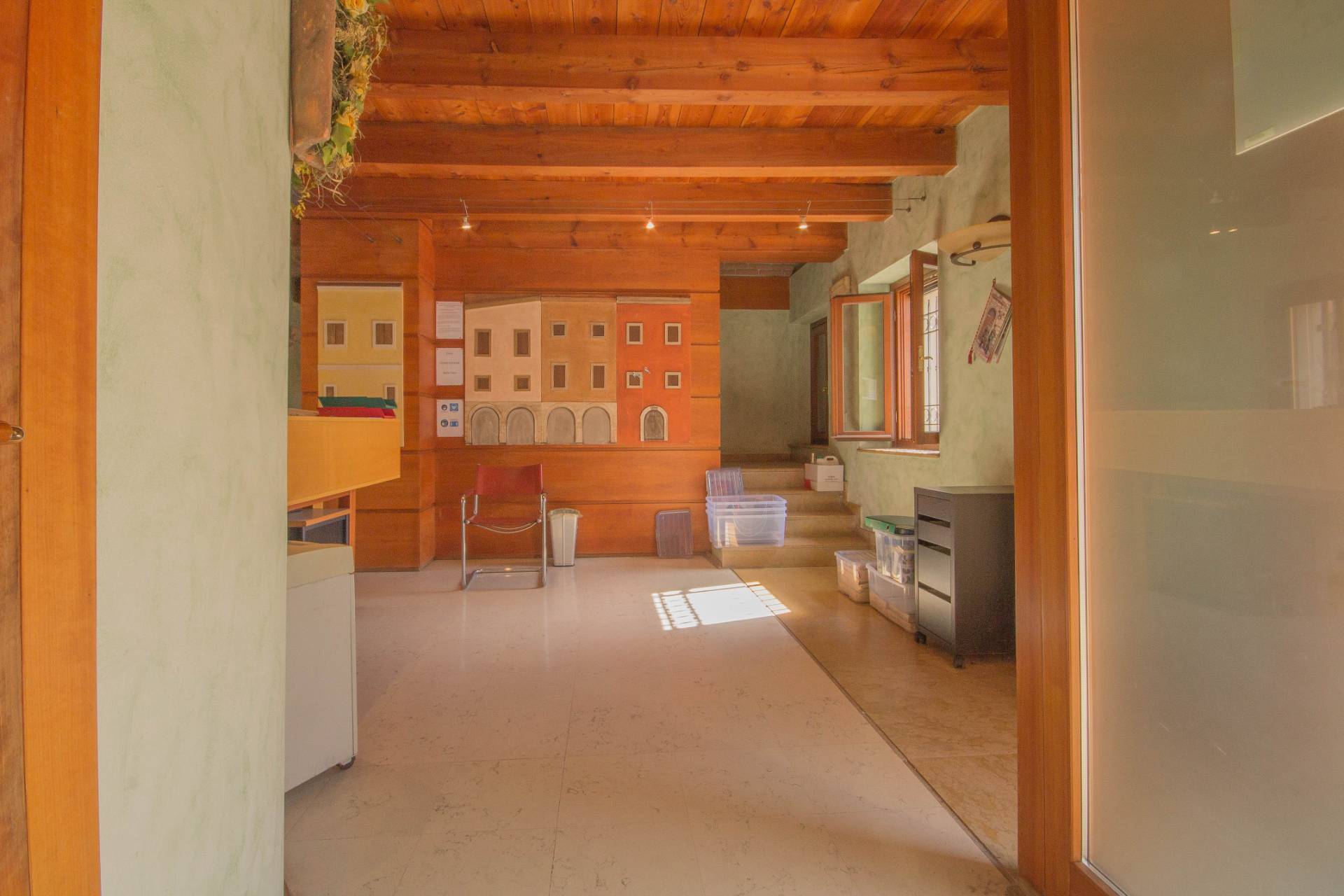 Ufficio/studio in affitto a Povegliano Veronese, Centro