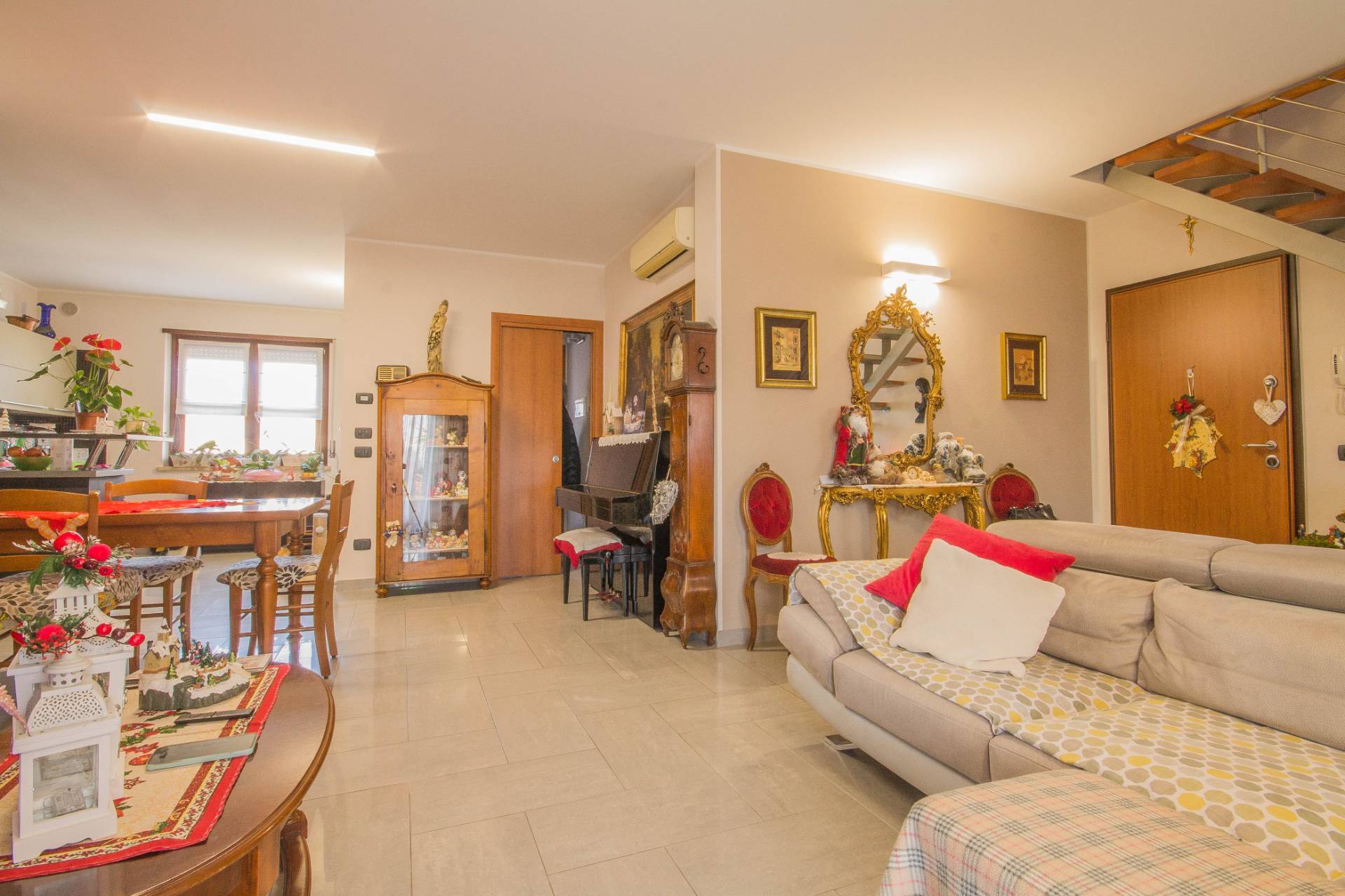 Appartamento in vendita a Vigasio, Centro