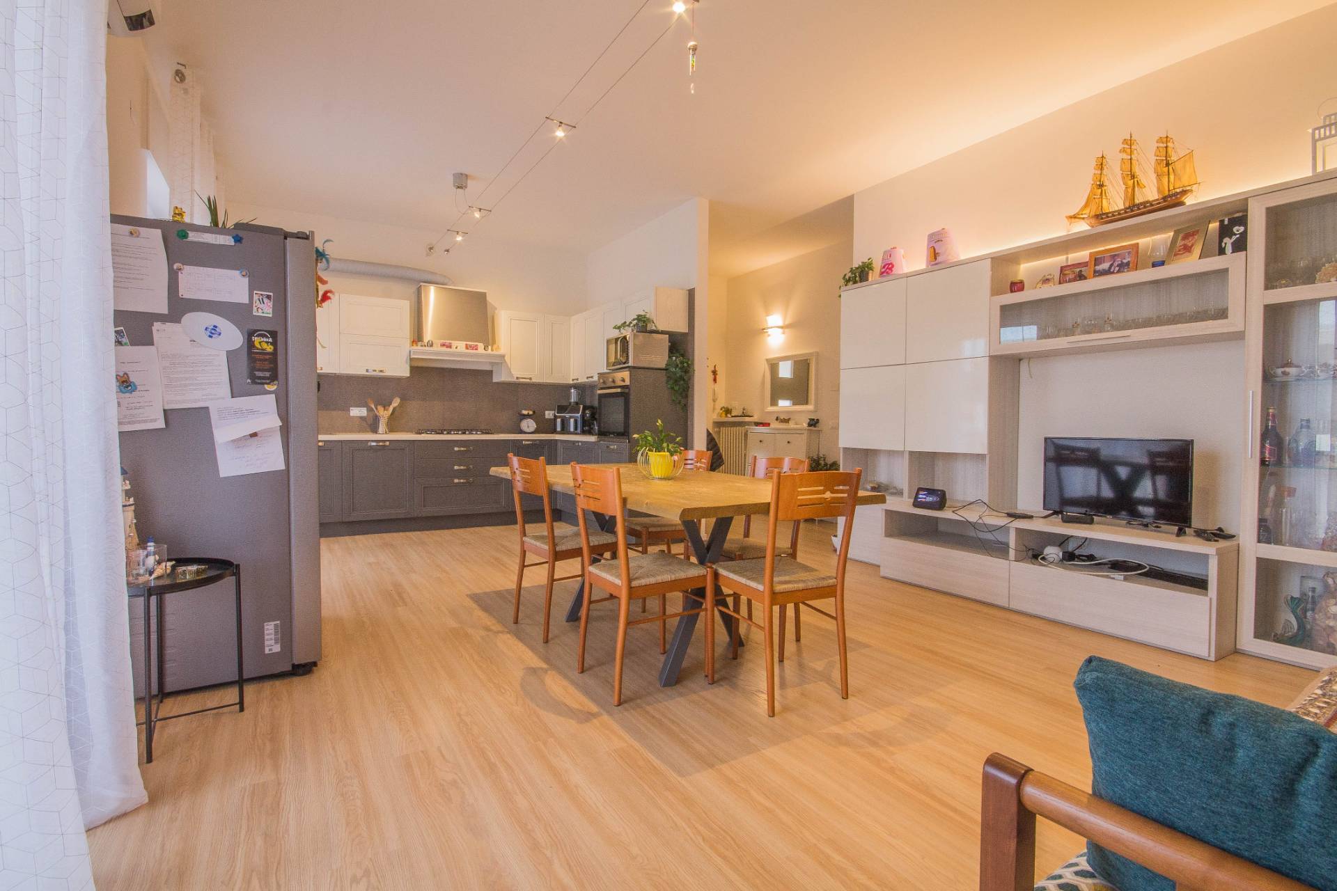 Appartamento in vendita a Valeggio sul Mincio, Centro