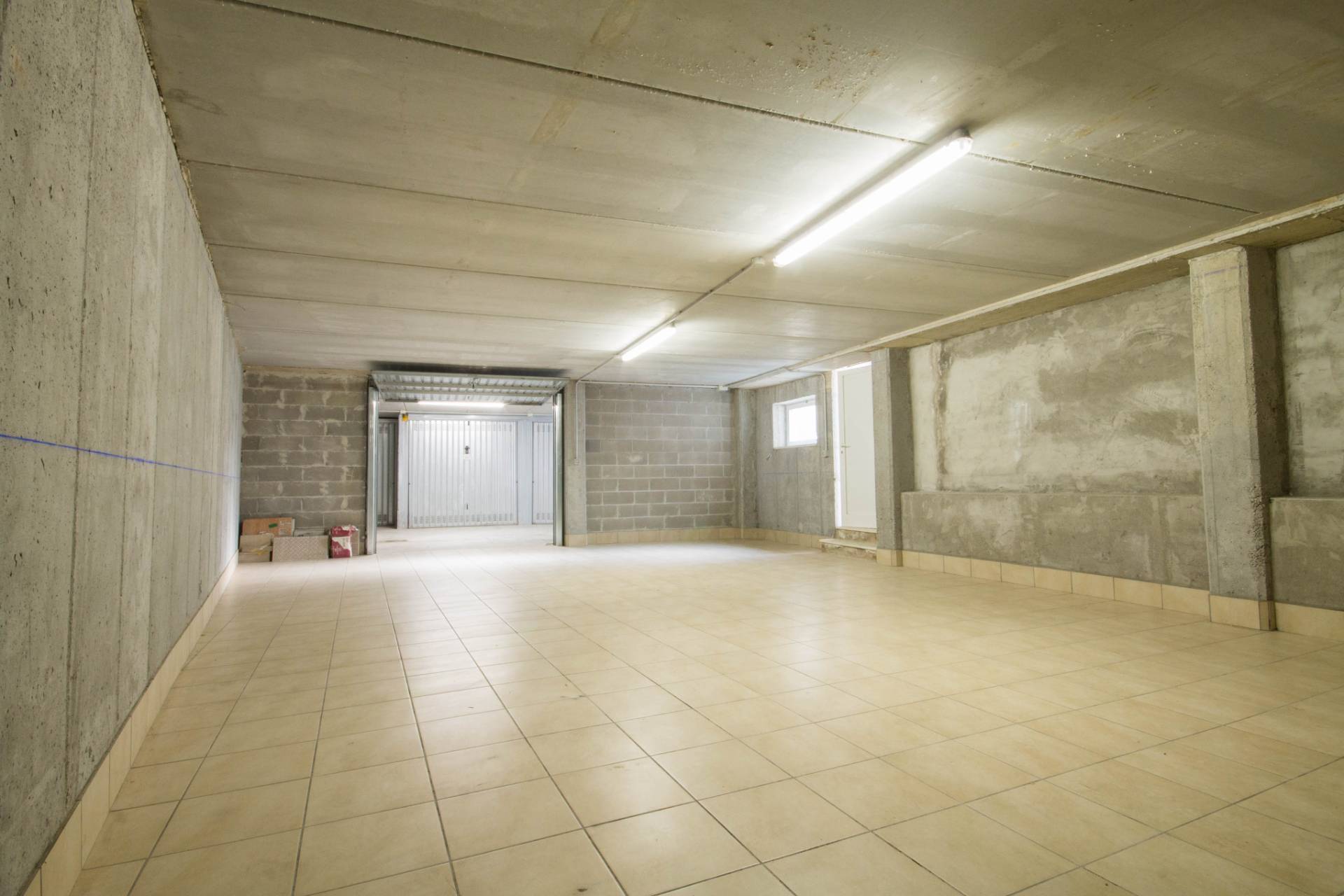 Deposito/Magazzino in affitto a Villafranca di Verona, Centro