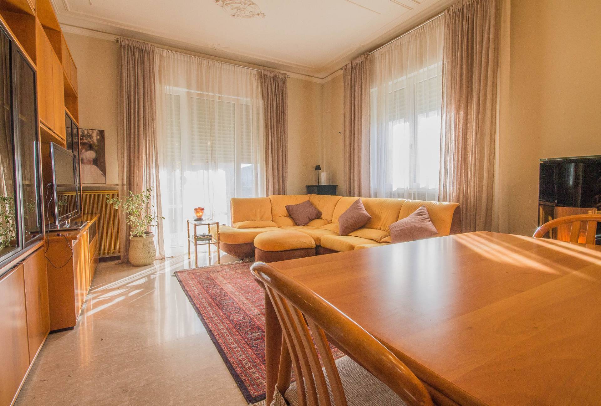 Casa indipendente in vendita a Castel d'Azzano, Beccacivetta