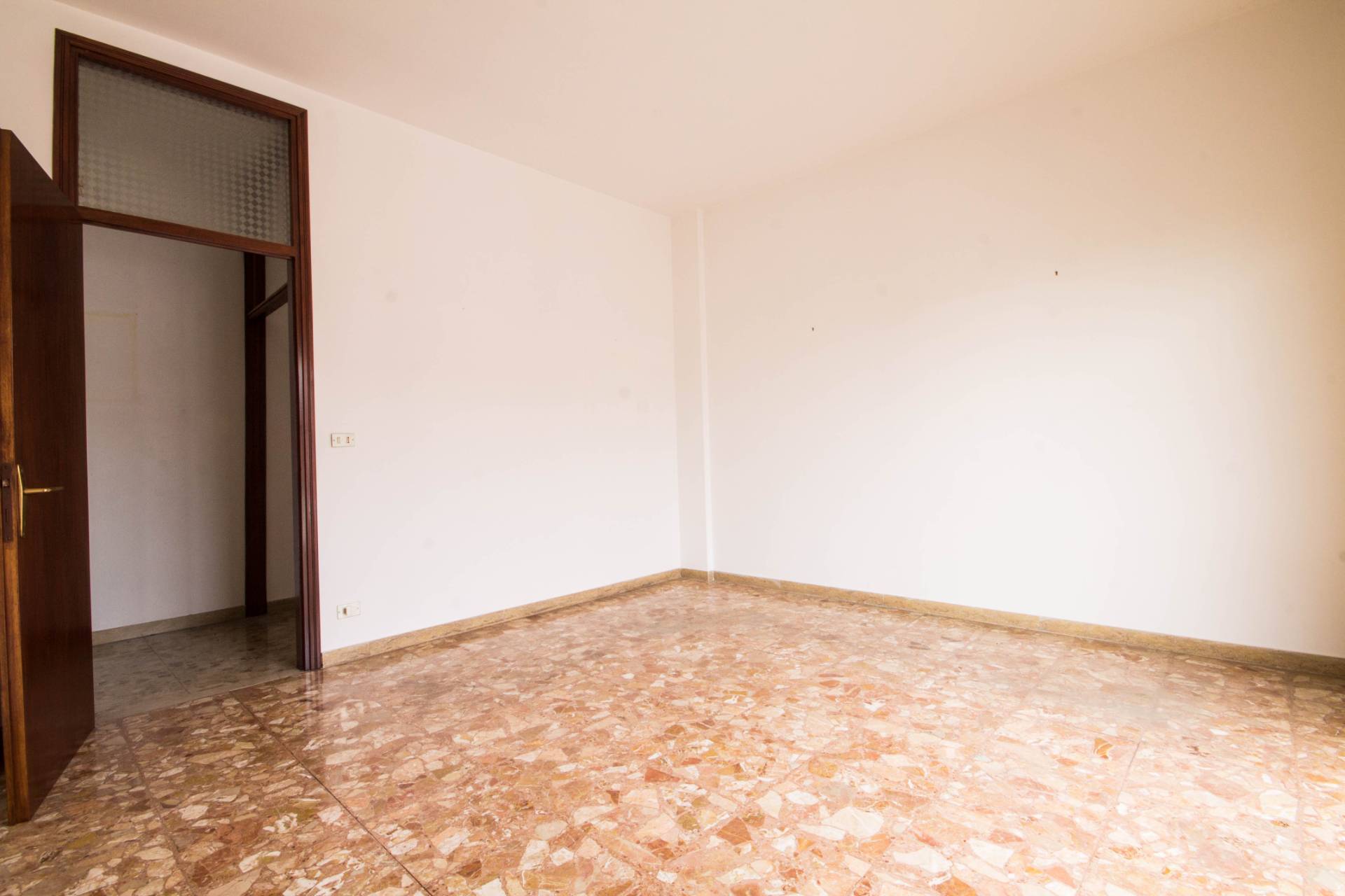 Appartamento in vendita a Castel d'Azzano, Azzano