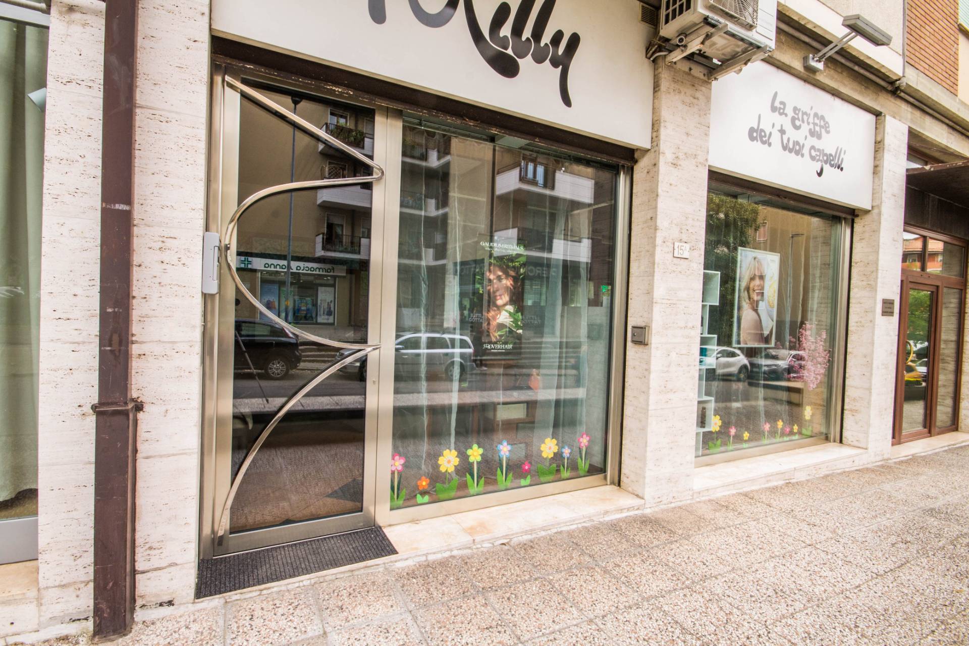 Attivit - Licenza in vendita a Verona, Navigatori