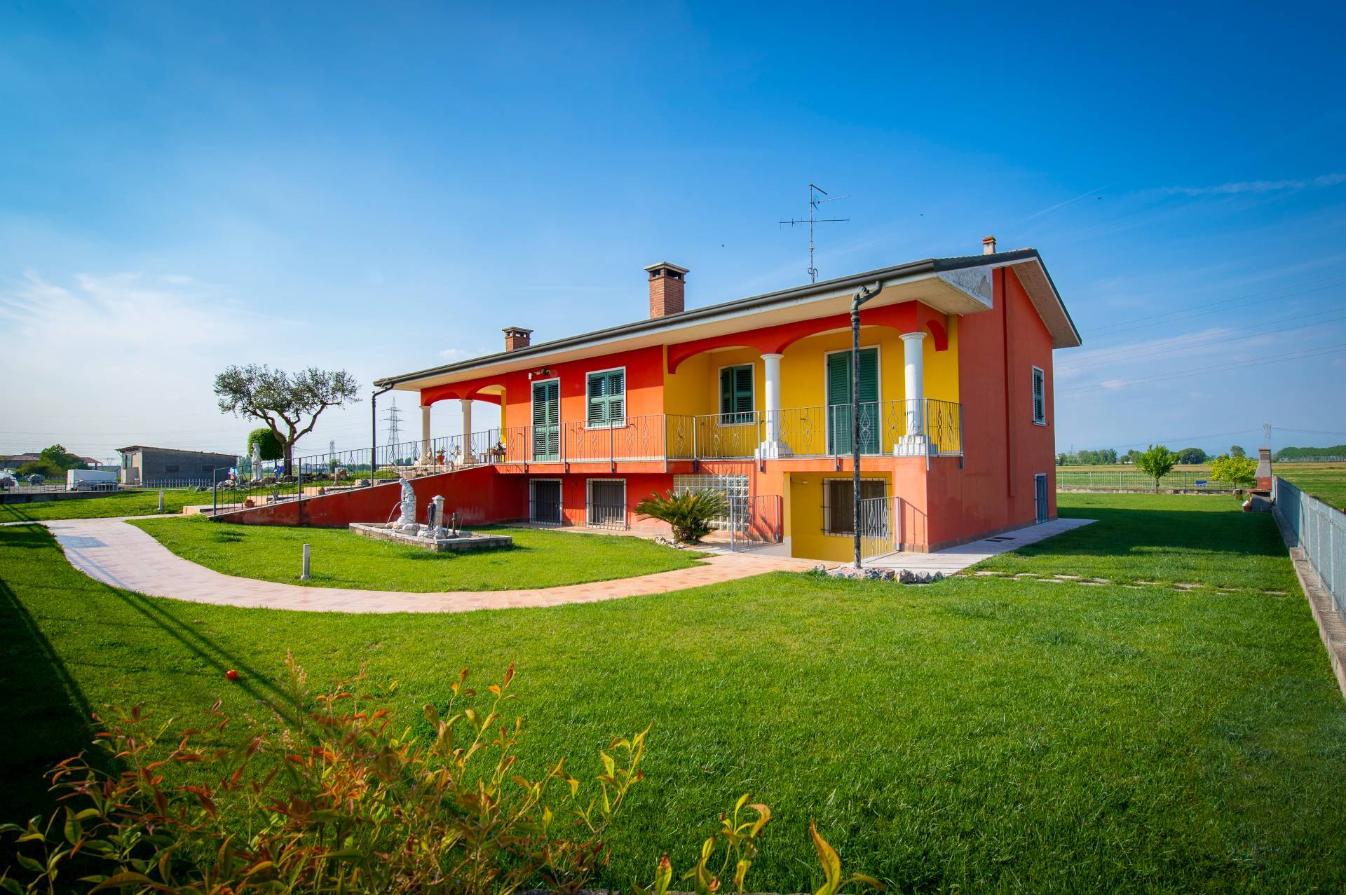 Villa Singola in vendita a Nogarole Rocca