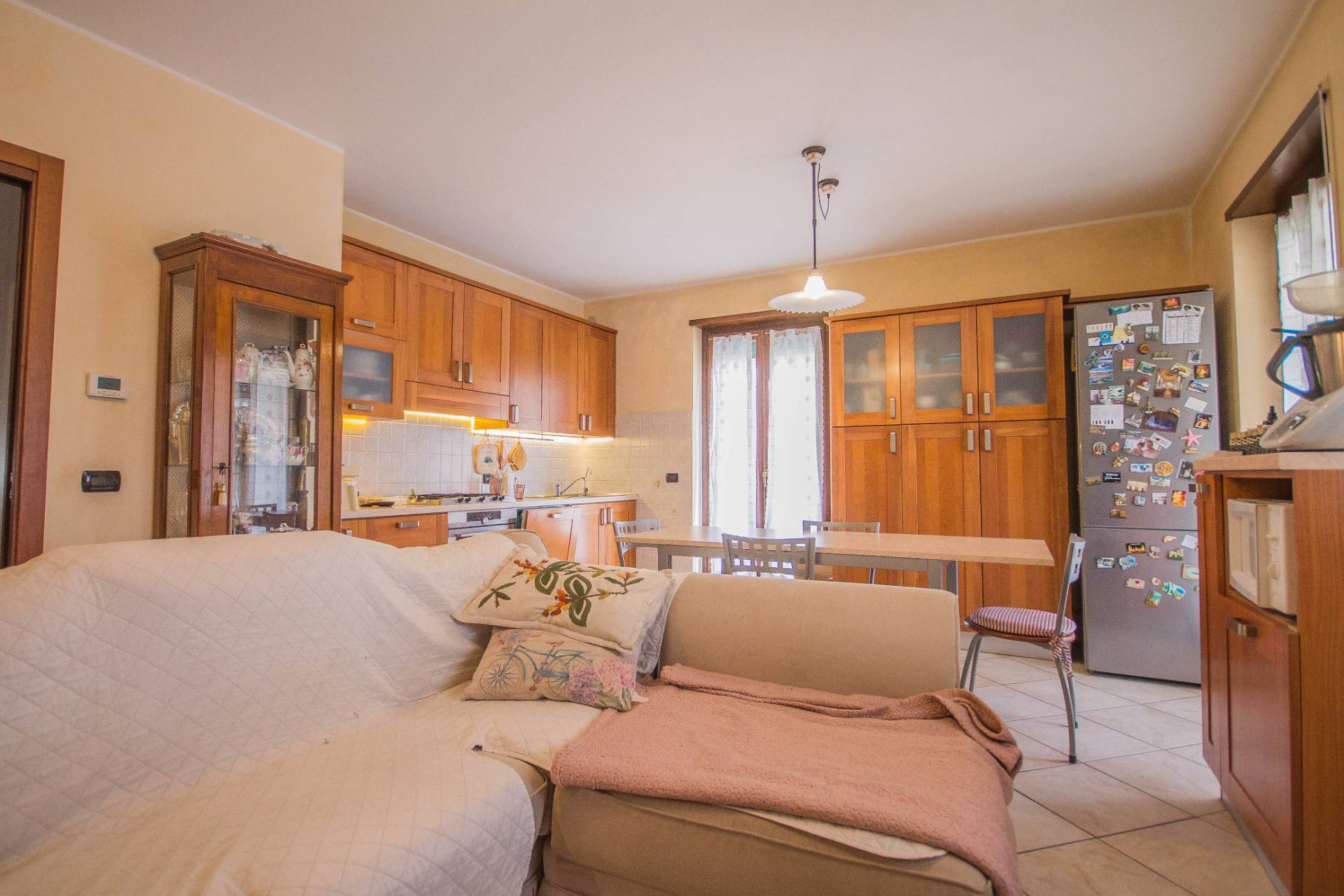 Appartamento in vendita a Castel d'Azzano, Azzano