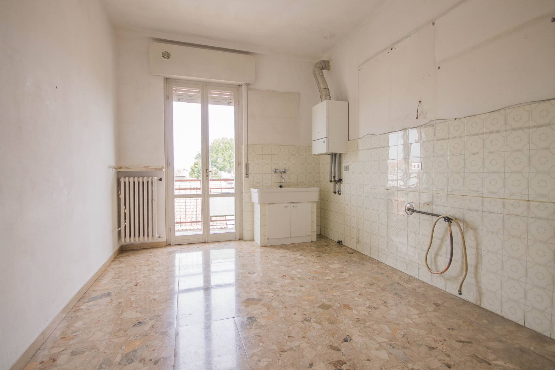 Appartamento in vendita a Castel d'Azzano, Azzano