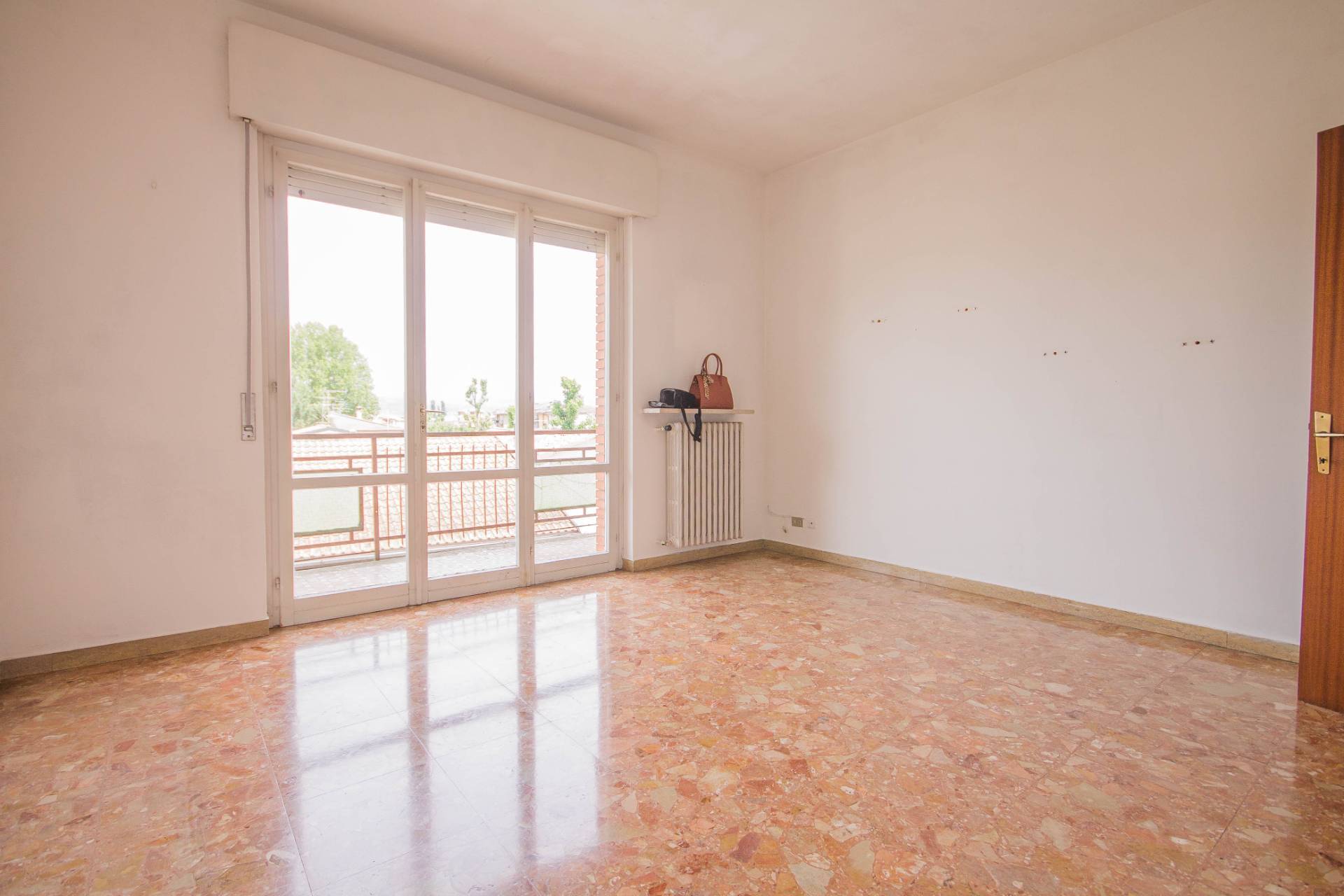 Appartamento in vendita a Castel d'Azzano, Azzano