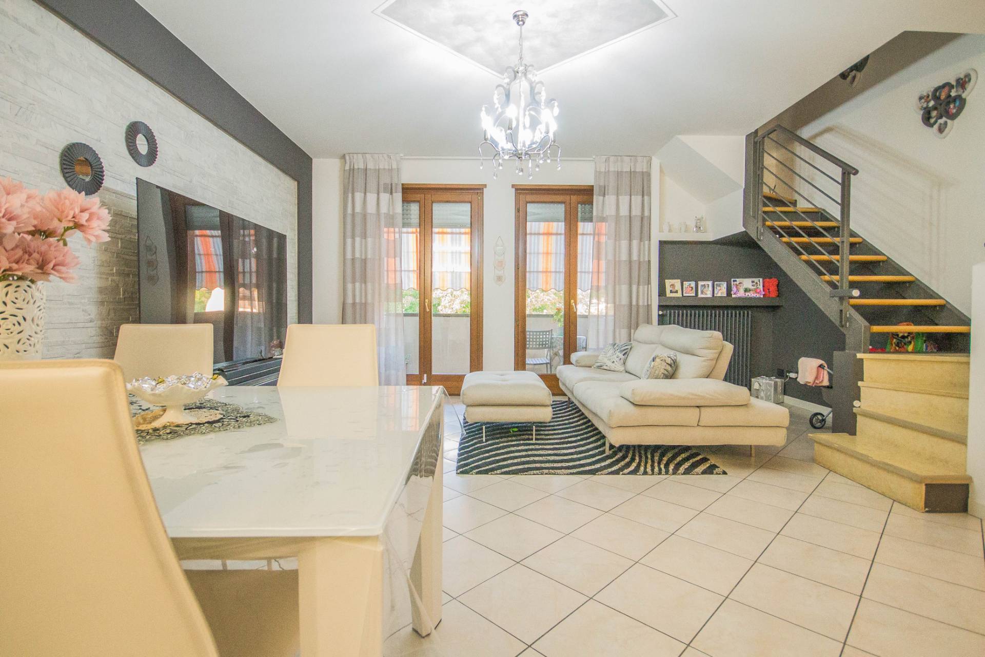 Appartamento in vendita a Buttapietra, Centro