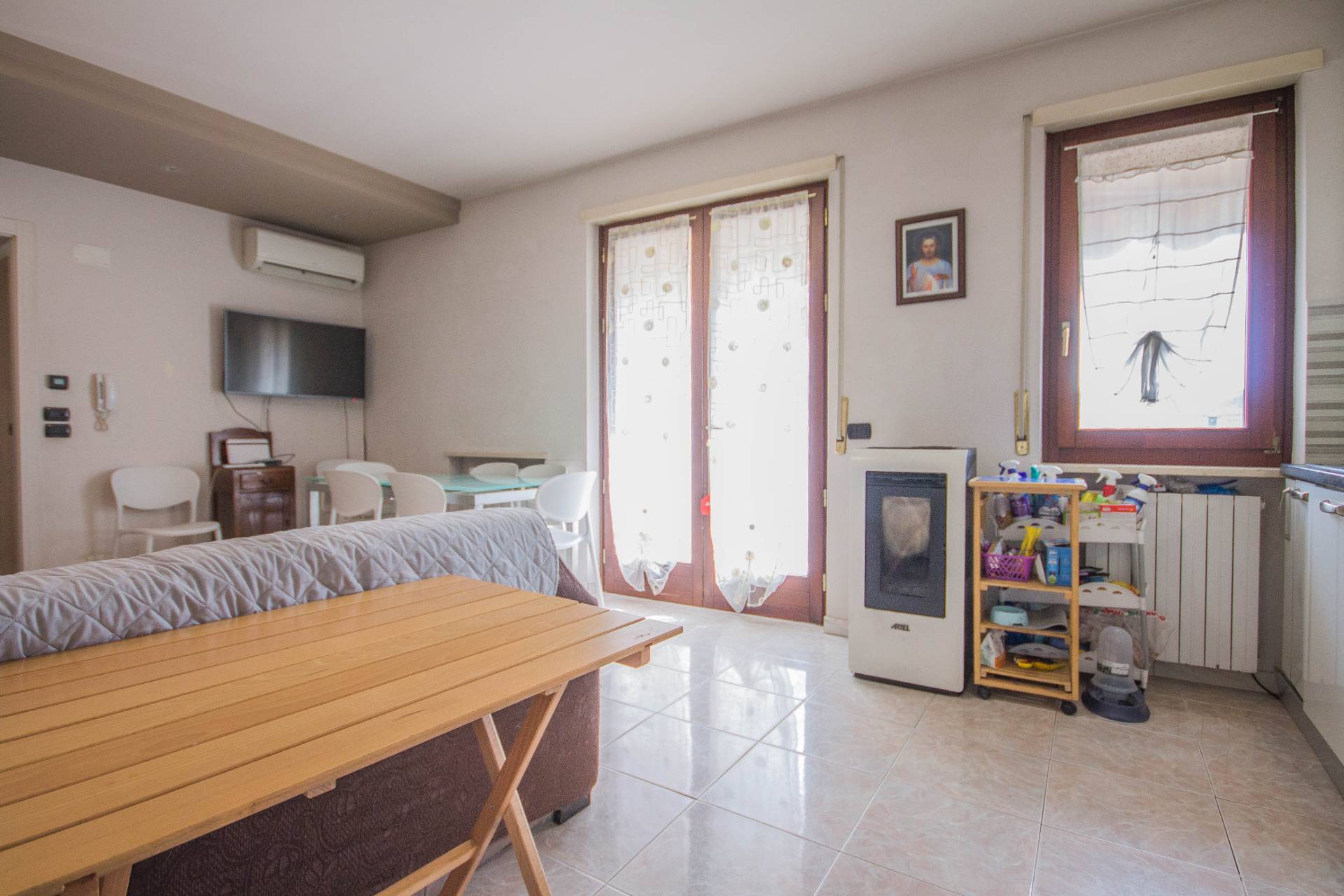Appartamento in vendita a Castel d'Azzano, Azzano