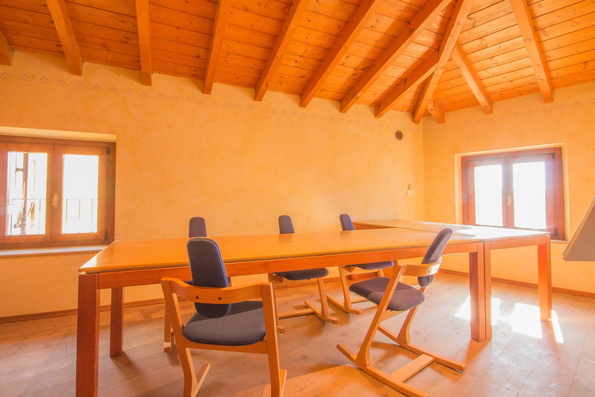 Ufficio/studio in affitto a Povegliano Veronese, Centro