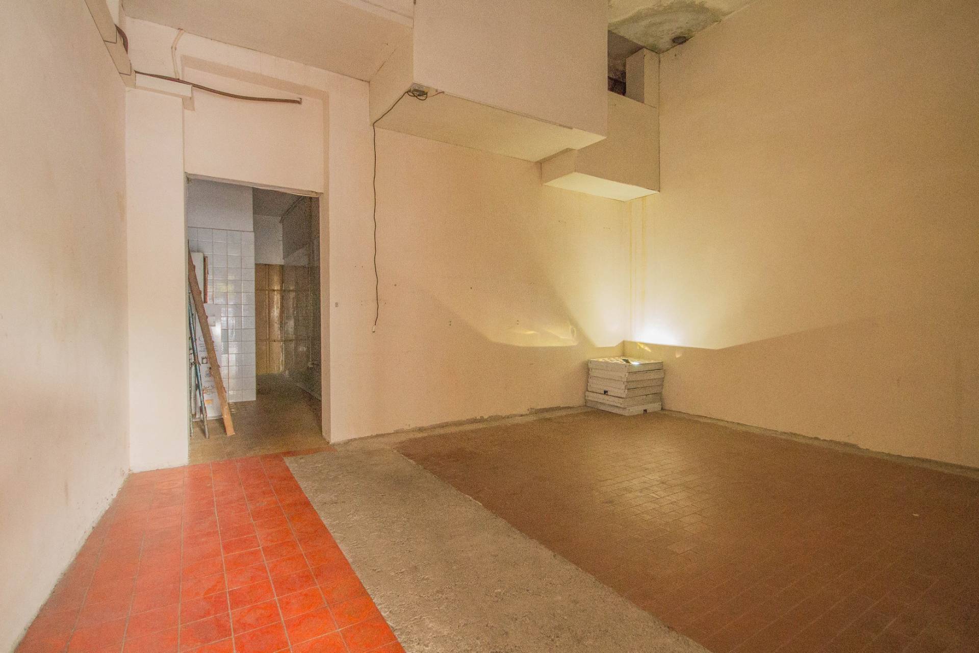 Negozio in affitto a Isola della Scala, Centro