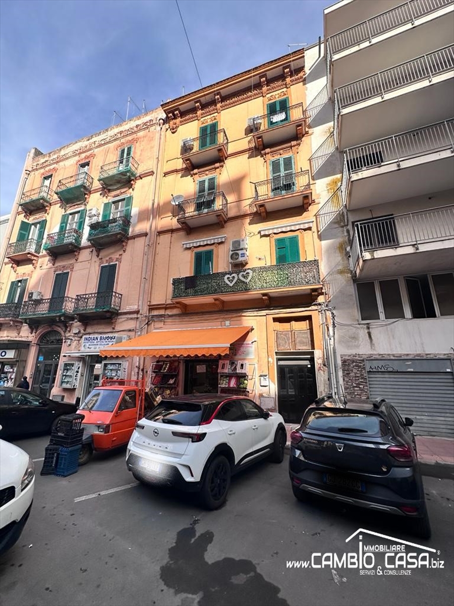 Monolocale in affitto in via mazzini 241, Taranto