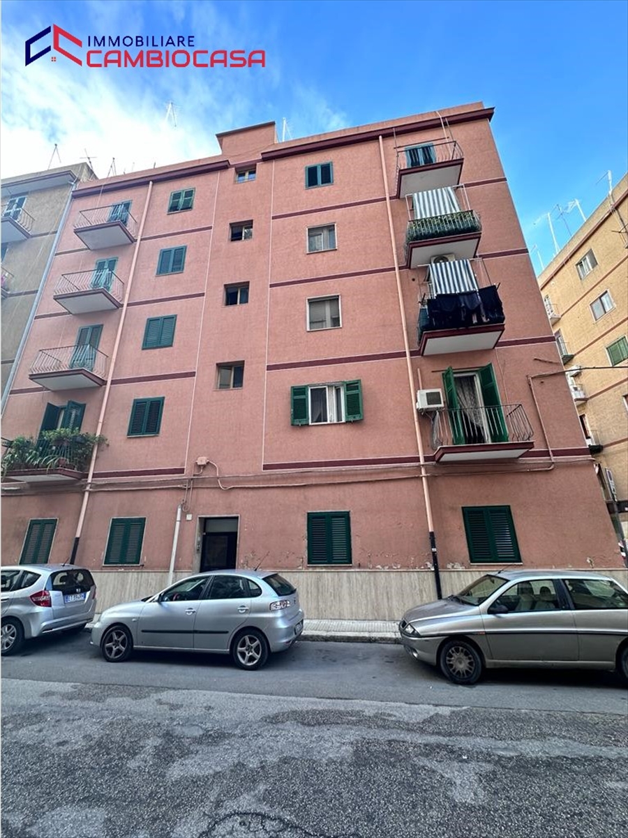 Monolocale da ristrutturare in via vaccarella 7, Taranto