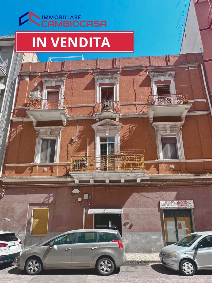 Quadrilocale in vendita in via vaccarella 17, Taranto