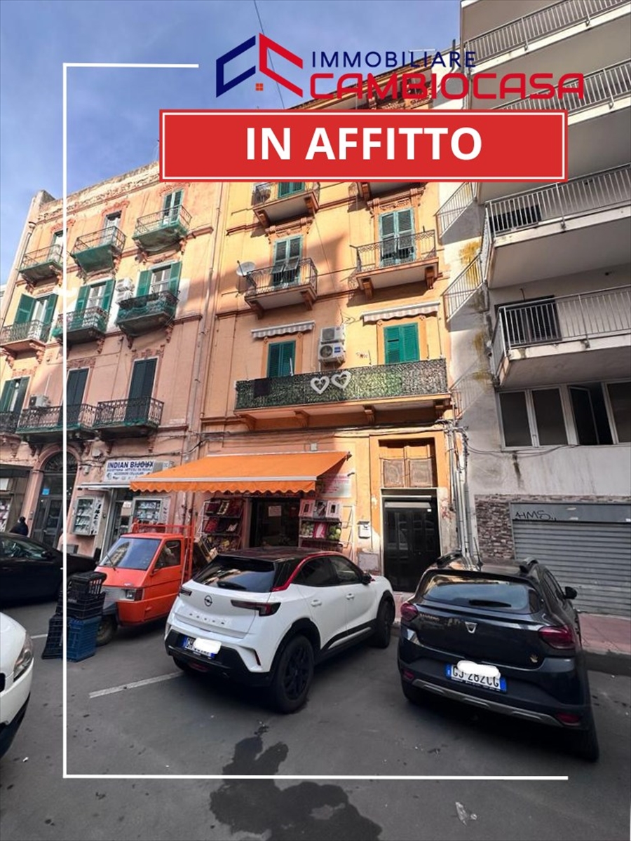 Monolocale in affitto in via mazzini 241, Taranto