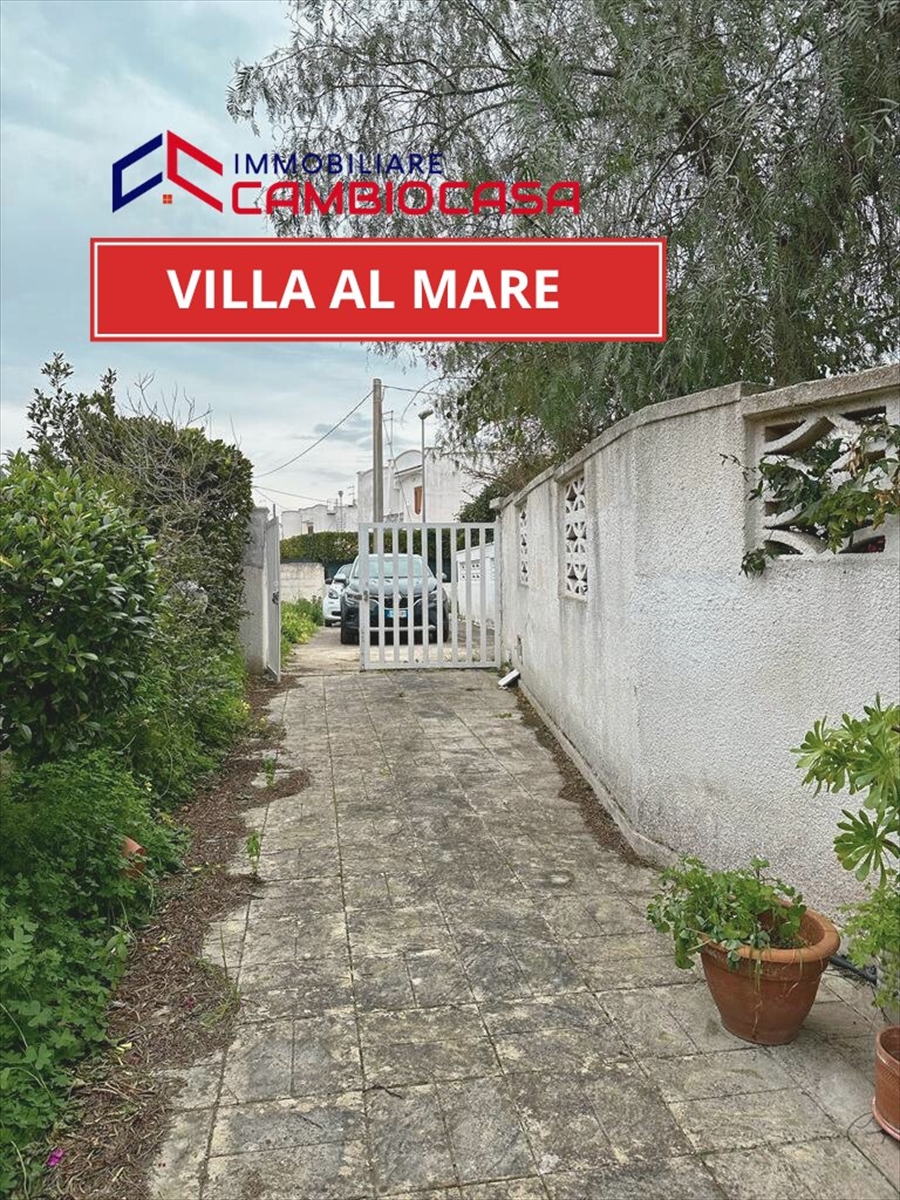 Villa in vendita in via gabriele d'annunzio 11, Leporano