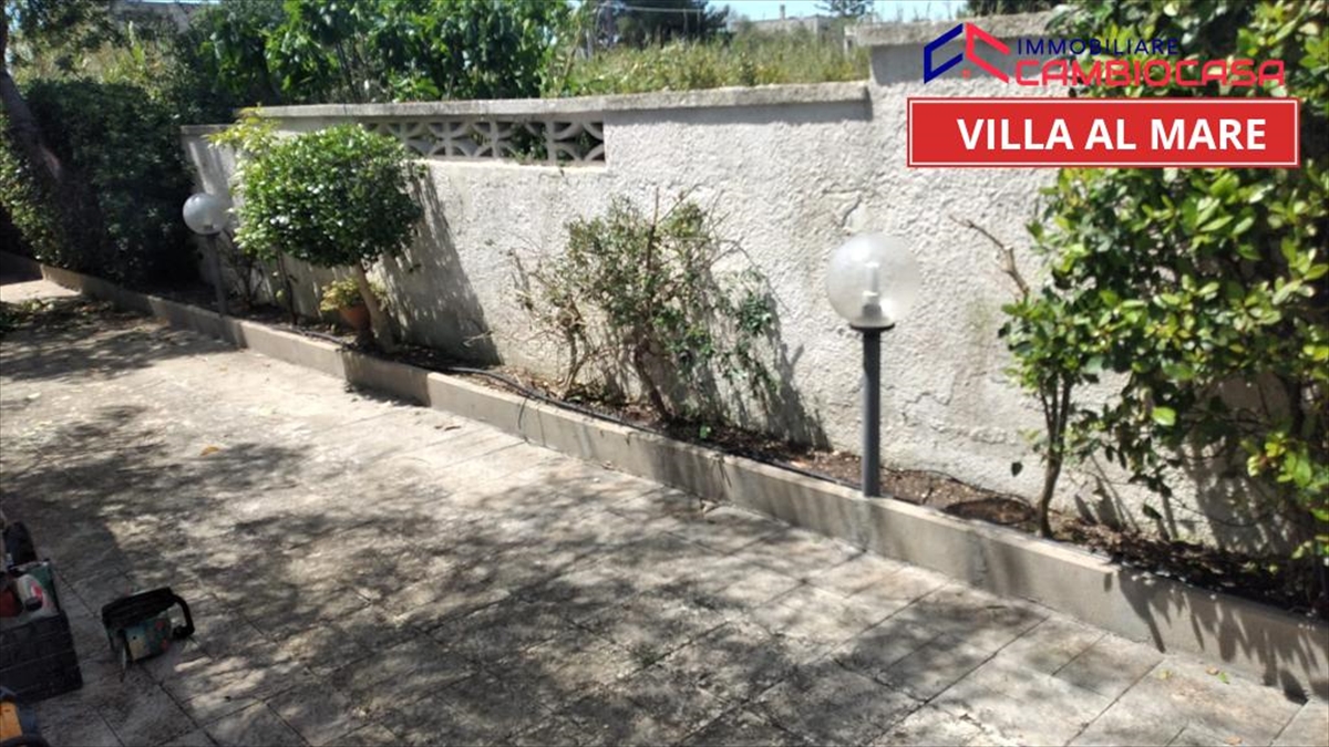 Villa in vendita in via gabriele d'annunzio 11, Leporano