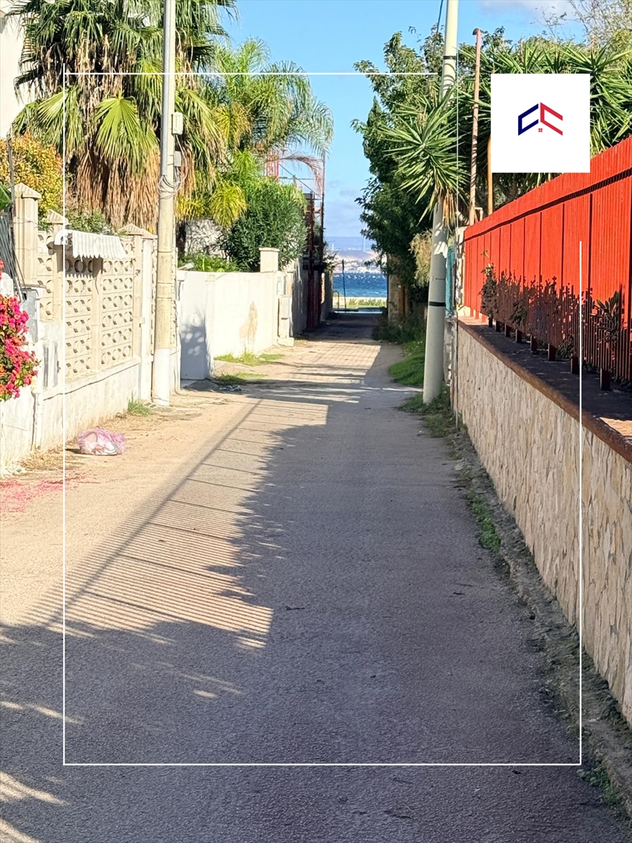 Casa indipendente con giardino in via meda 22, Taranto