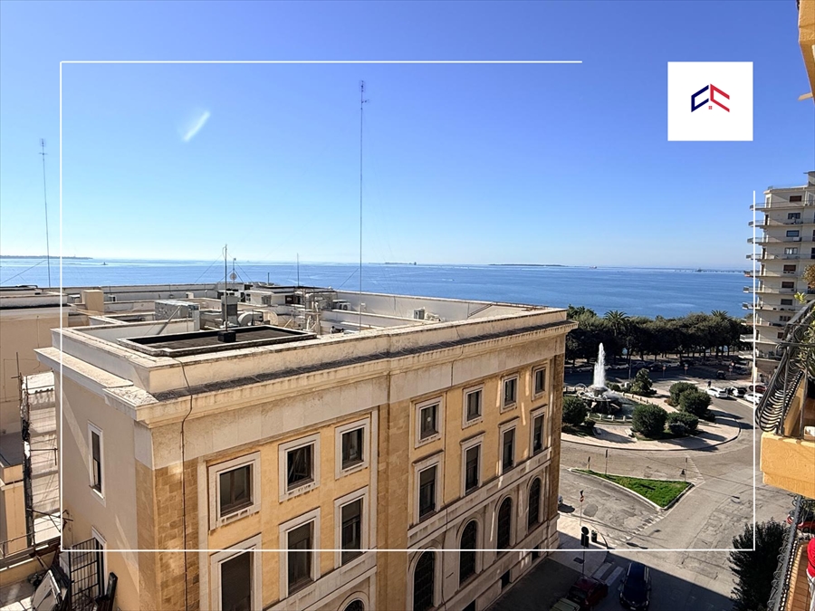 Trilocale vista mare in via pisanelli 35, Taranto