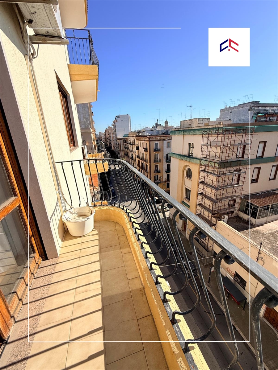 Trilocale vista mare in via pisanelli 35, Taranto