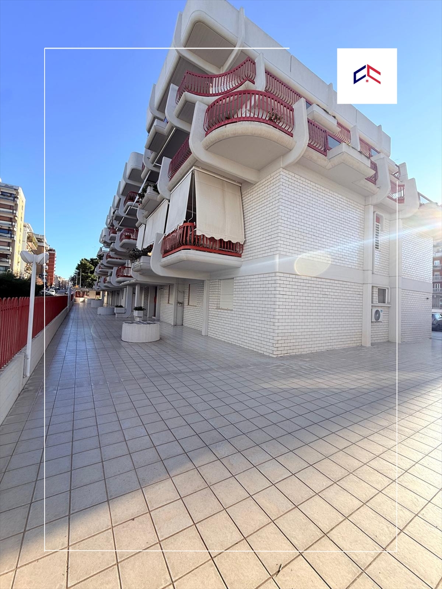 Ufficio in affitto in viale virgilio 138, Taranto