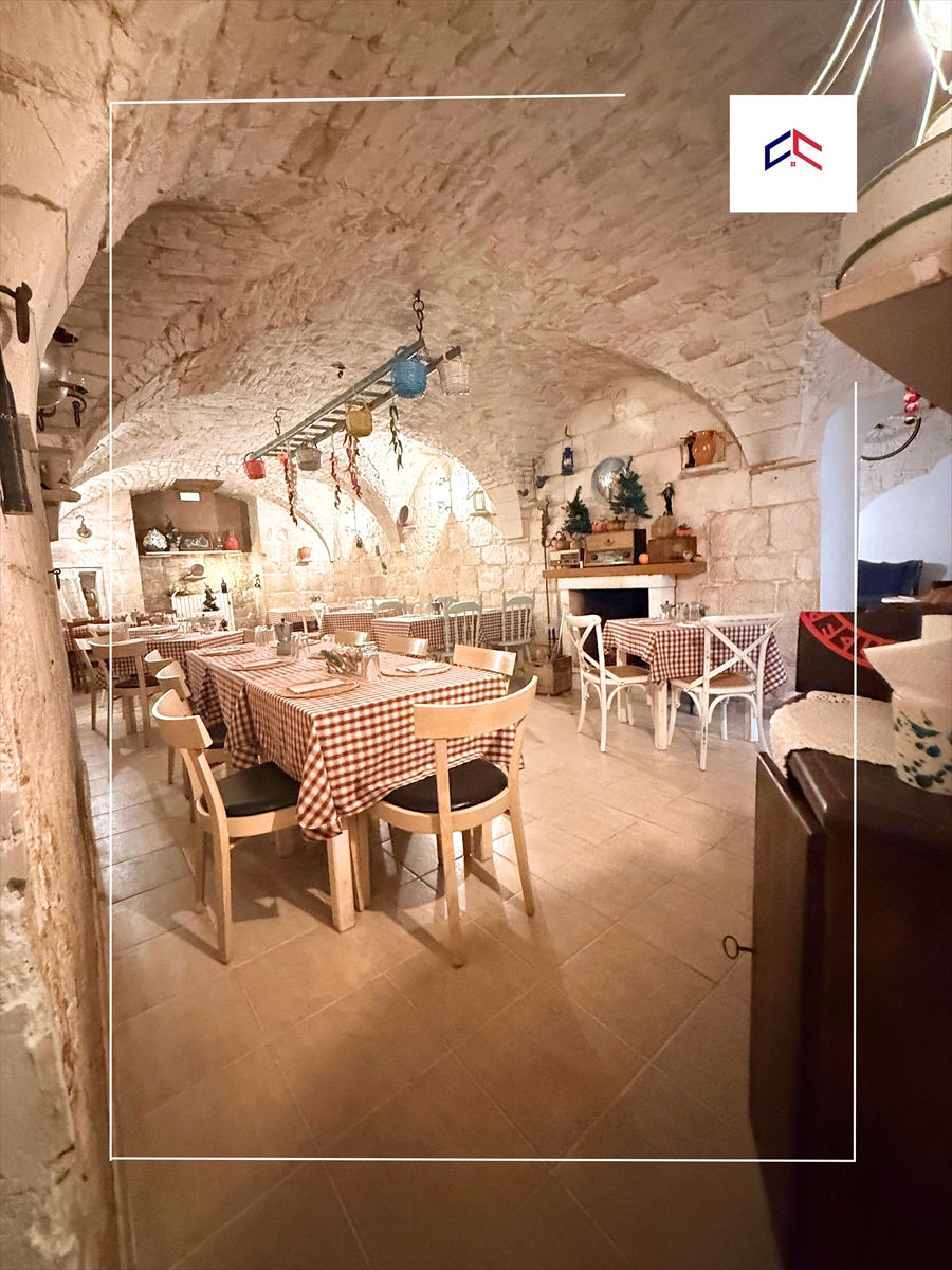 Locale commerciale in vendita in via principe di napoli 19, Martina Franca