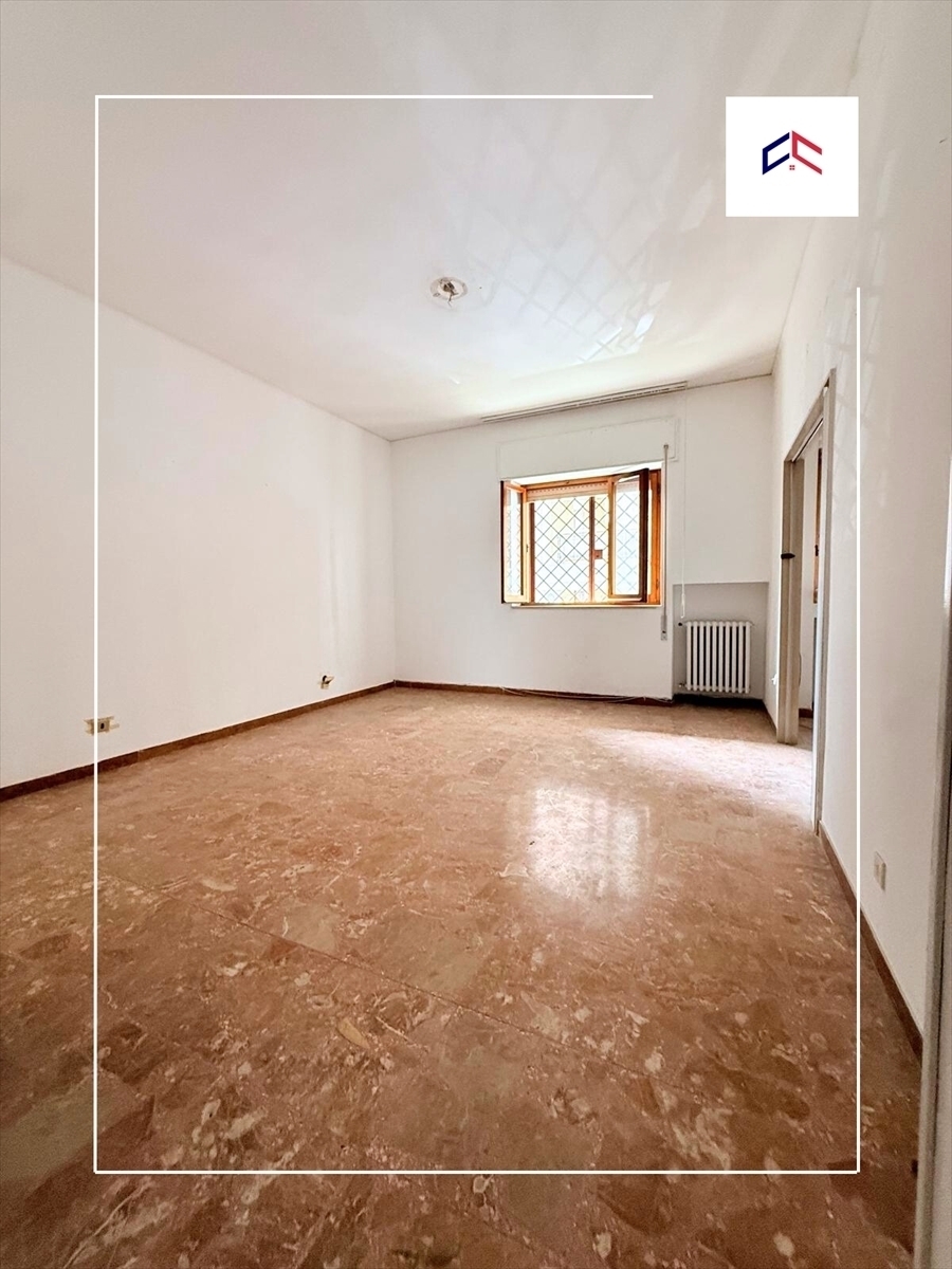 Appartamento da ristrutturare in via san roberto bellarmino 18, Taranto